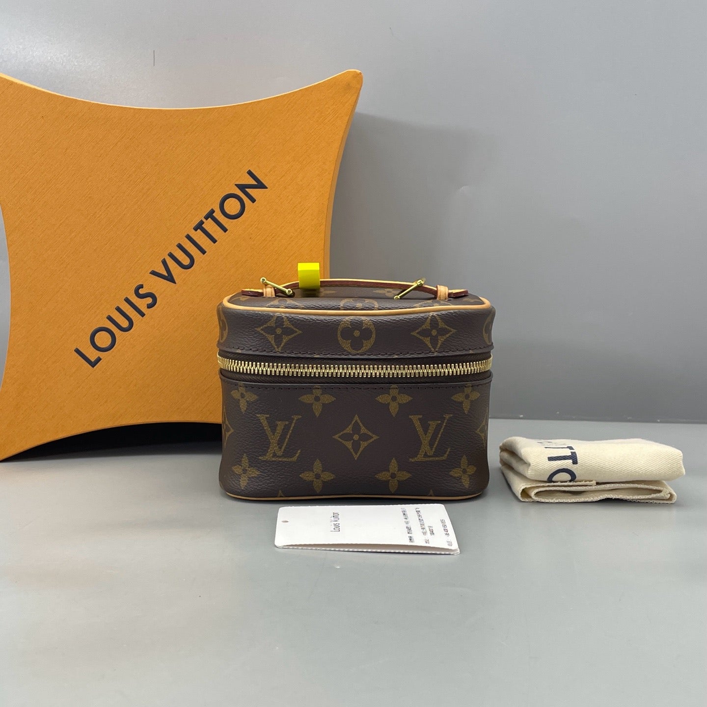 Louis Vuitton - Nano Vanity - Monogram coated canvas - Brown - (mini)