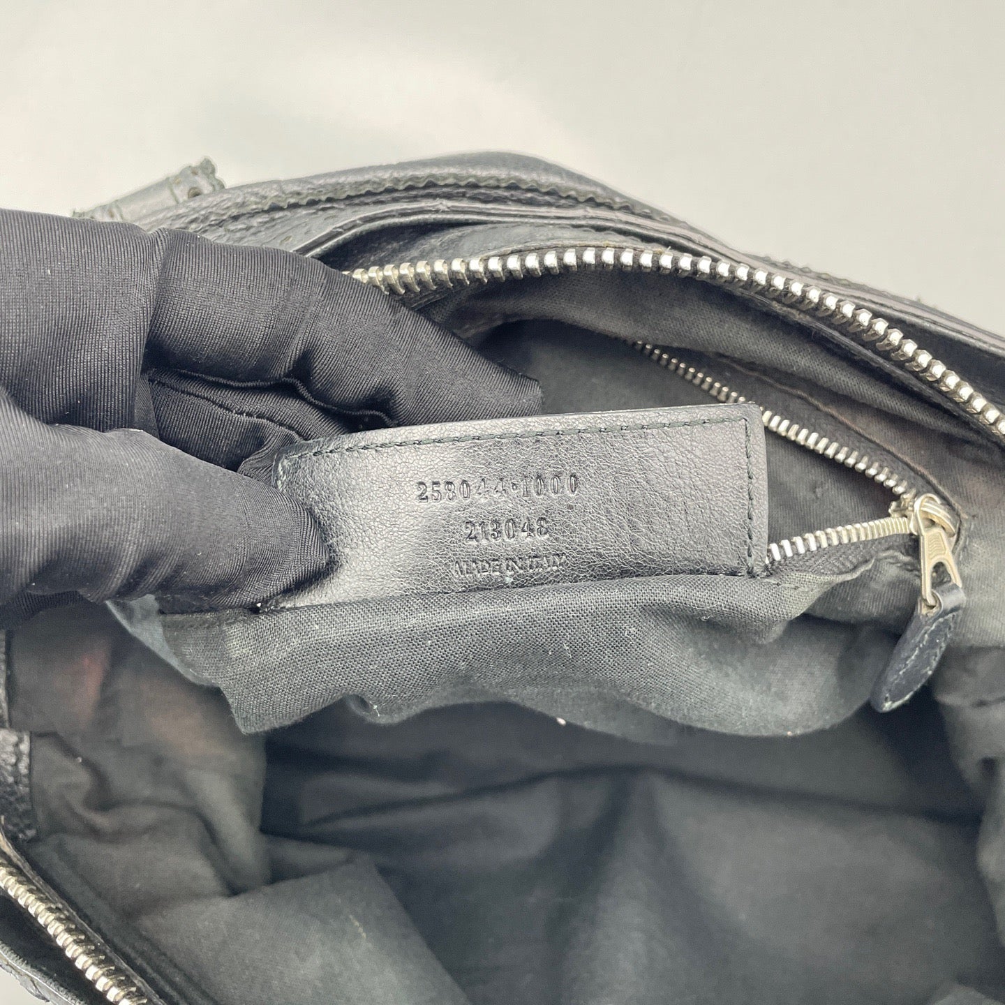 Balenciaga - City - Distressed lambskin leather - Black - (Medium)