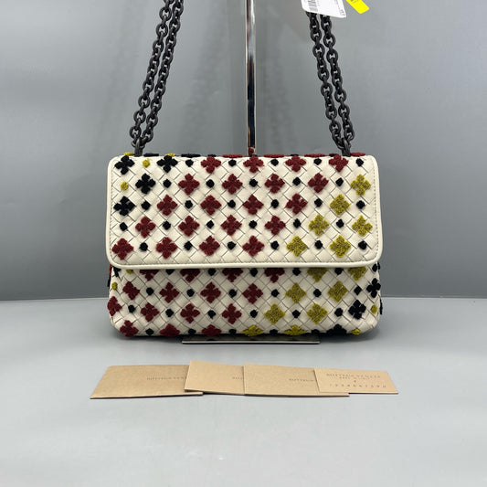 Bottega Veneta - Limited Edition Intrecciato Embroidered Crossbody Bag - Leather - White with Multicolour Embroidery - (Small)