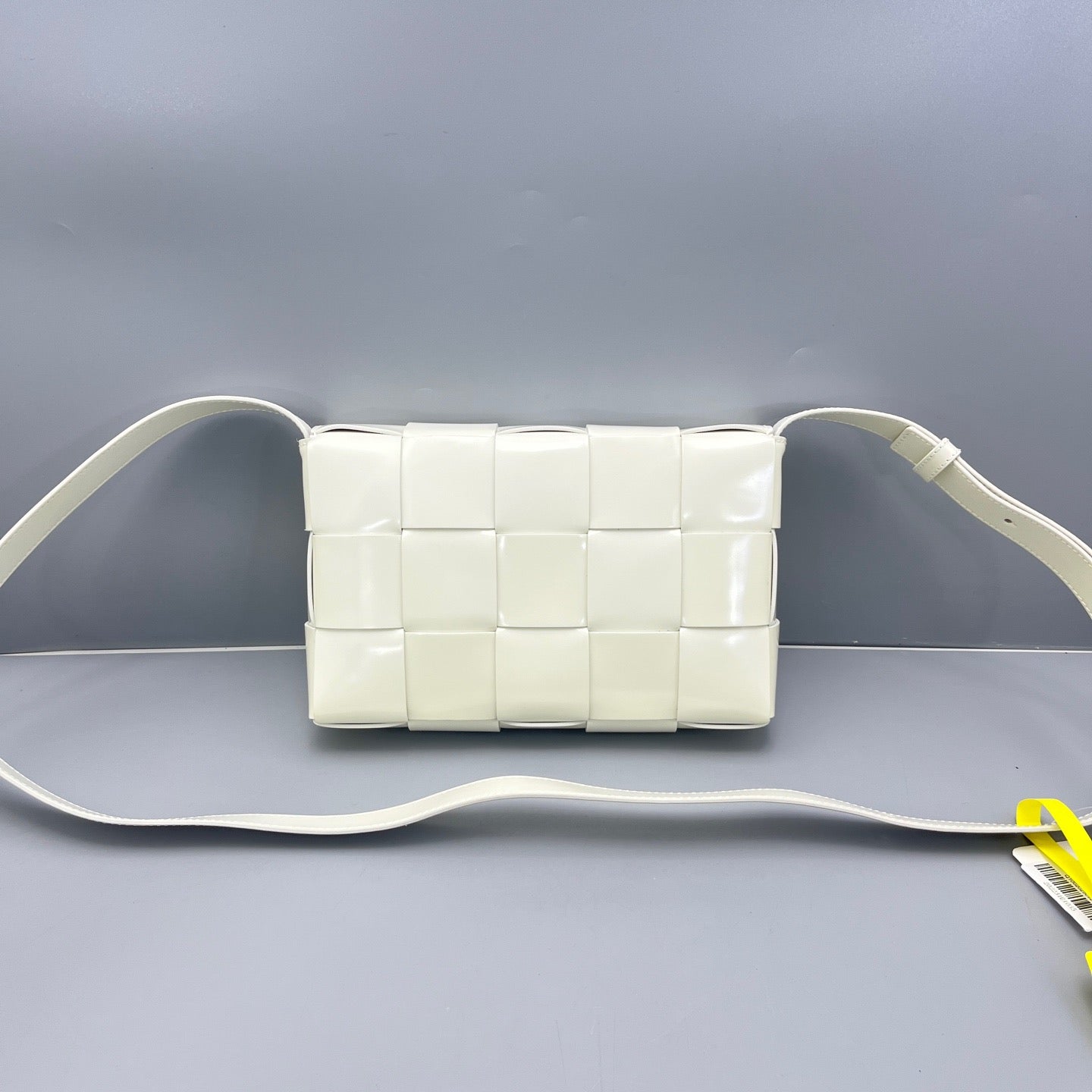 Bottega Veneta - Cassette - Patent leather - White - (small)