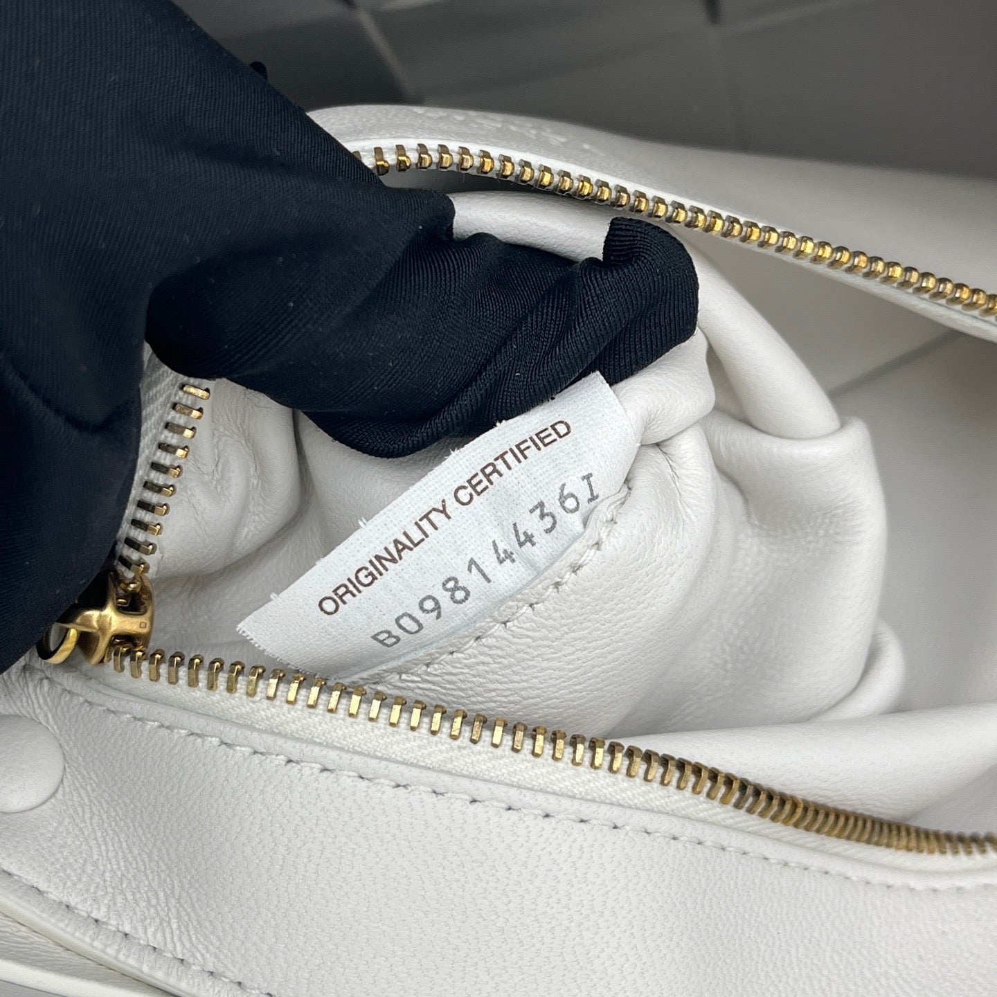 Bottega Veneta - Cassette - Patent leather - White - (small)