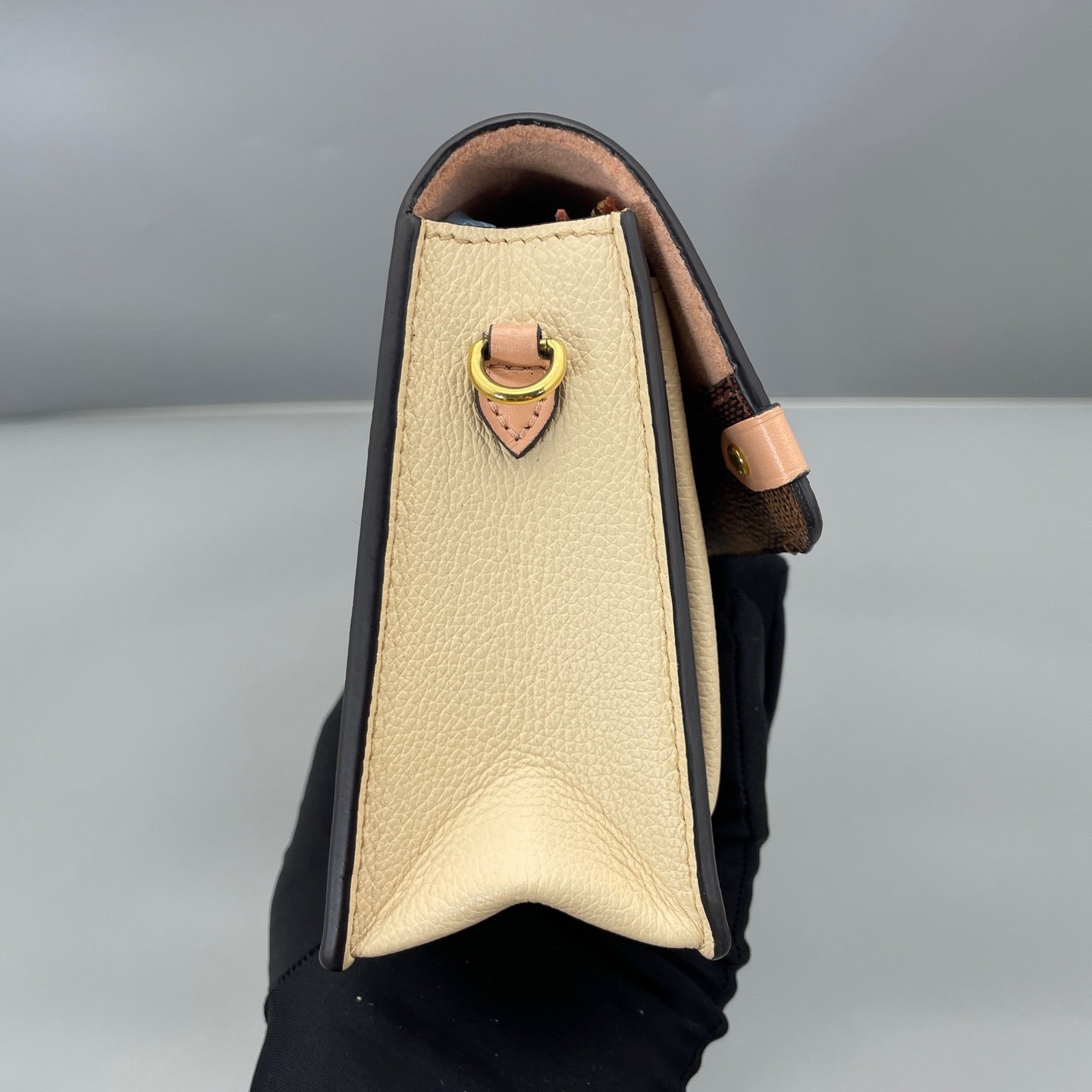 Louis Vuitton - Vavin WOC - Damier Ebene coated canvas with grained leather and Vachetta leather trim - Brown - (Small)