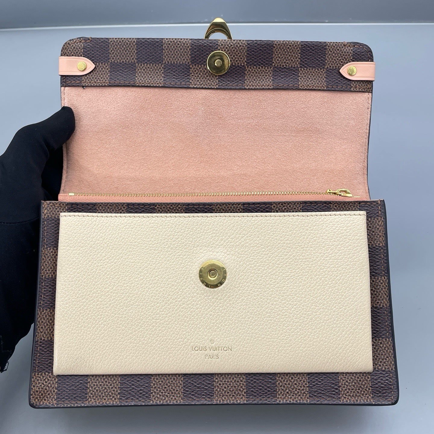 Louis Vuitton - Vavin WOC - Damier Ebene coated canvas with grained leather and Vachetta leather trim - Brown - (Small)