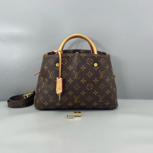 Louis Vuitton - Montaigne BB - Monogram coated canvas with Vachetta leather trim - Brown - (small)