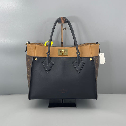 Louis Vuitton - On My Side - Grained Taurillon leather and Monogram coated canvas - Black - (Medium)
