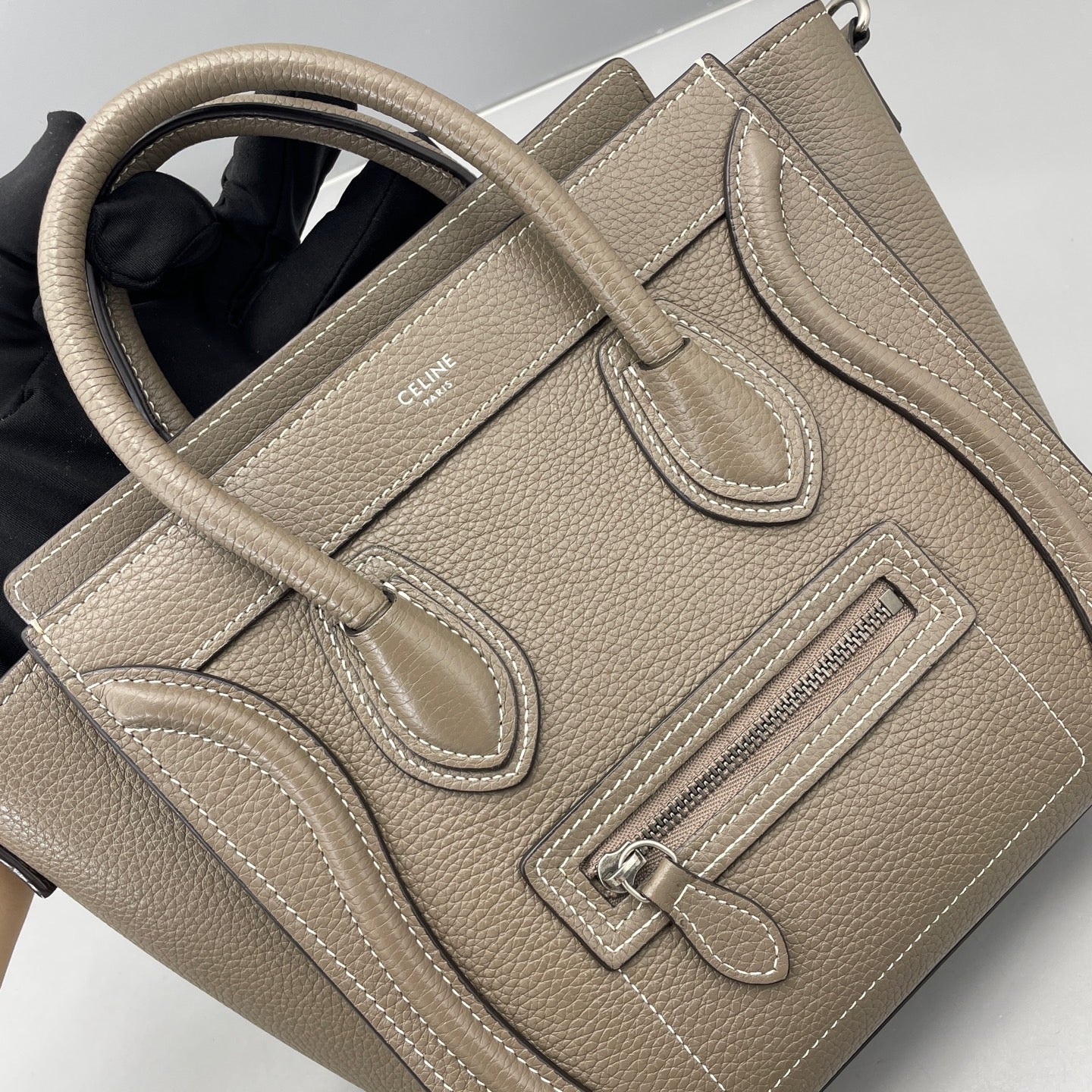 Celine - Luggage Nano - Grained calfskin leather - Elephant Grey with Silver-Tone Hardware - (mini)