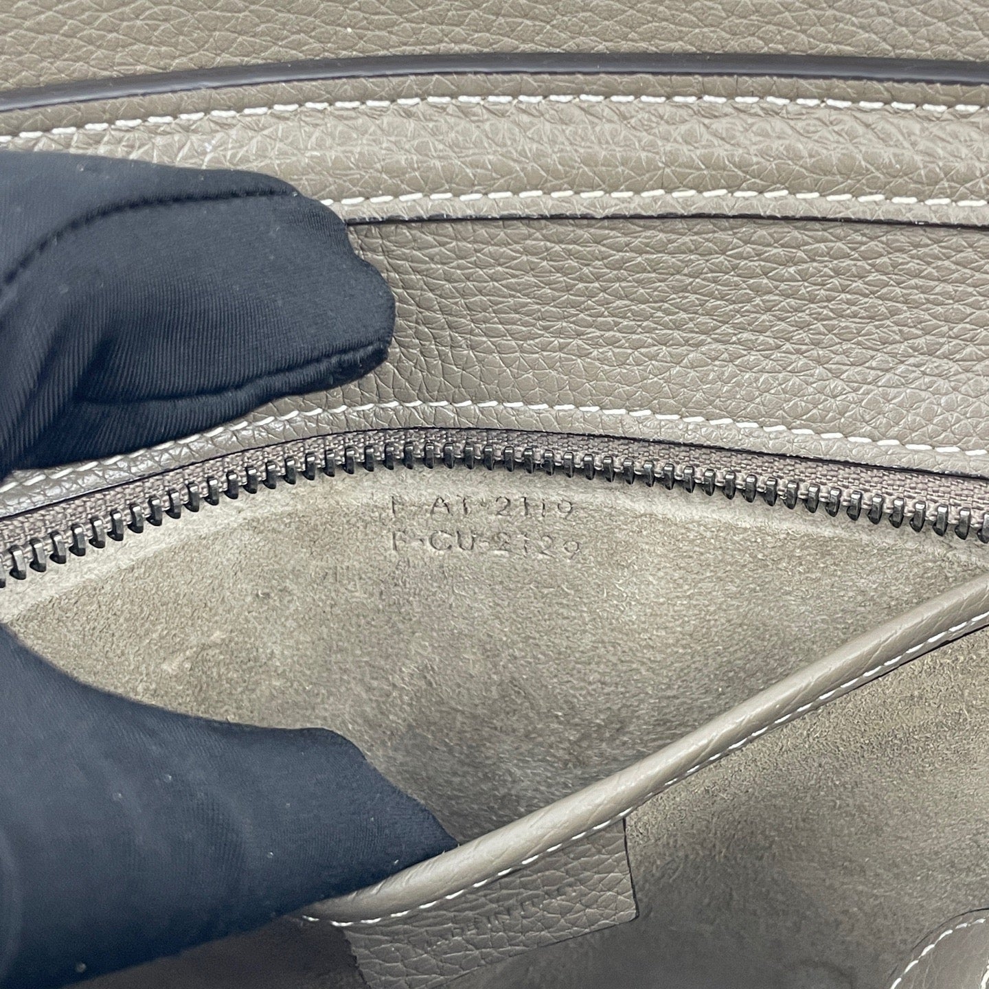 Celine - Luggage Nano - Grained calfskin leather - Elephant Grey with Silver-Tone Hardware - (mini)