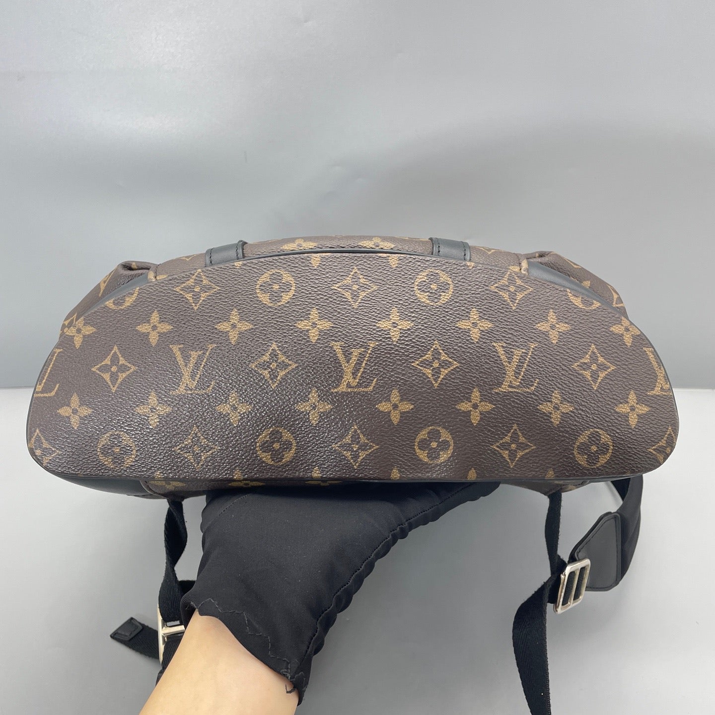 Louis Vuitton - Montsouris Backpack - Monogram coated canvas with leather trim - Brown - (Large)