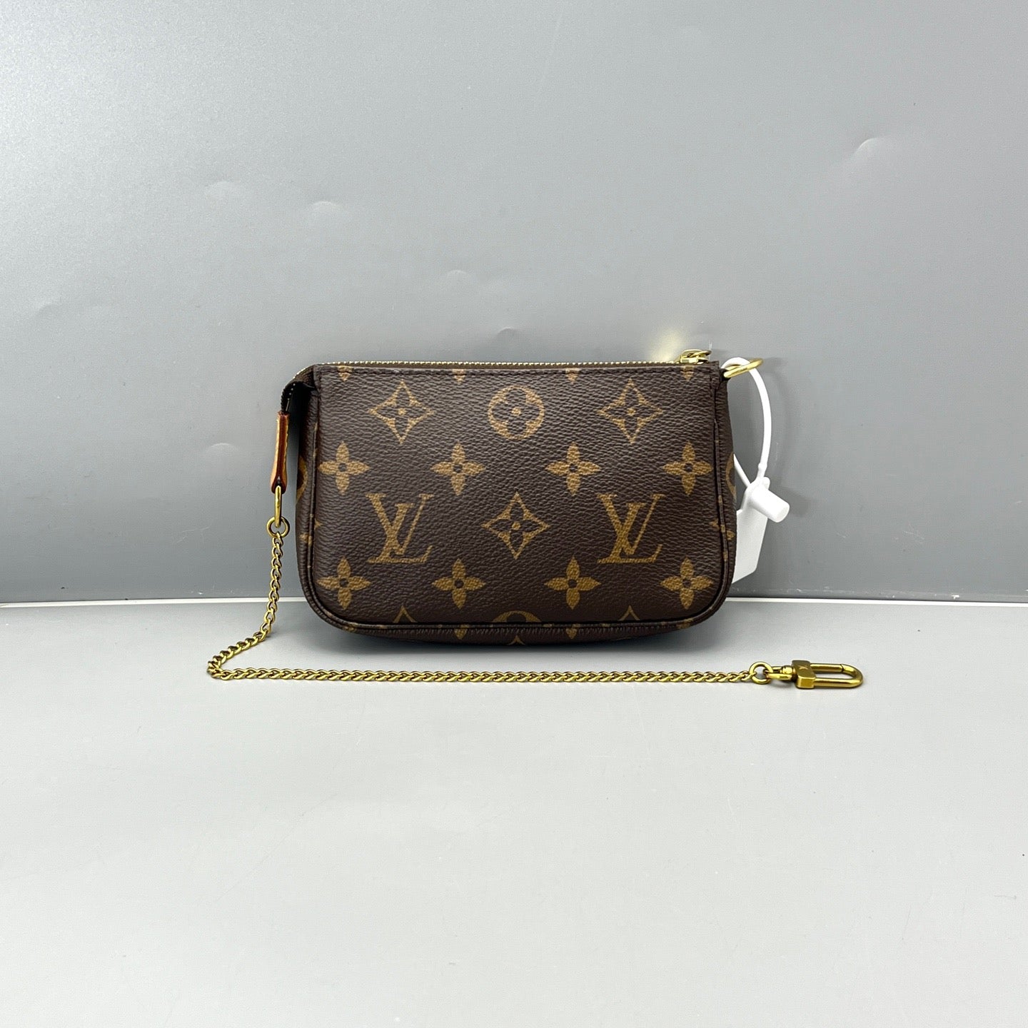 Louis Vuitton - Mini Pochette Accessoires - Monogram coated canvas - Brown - (Mini)