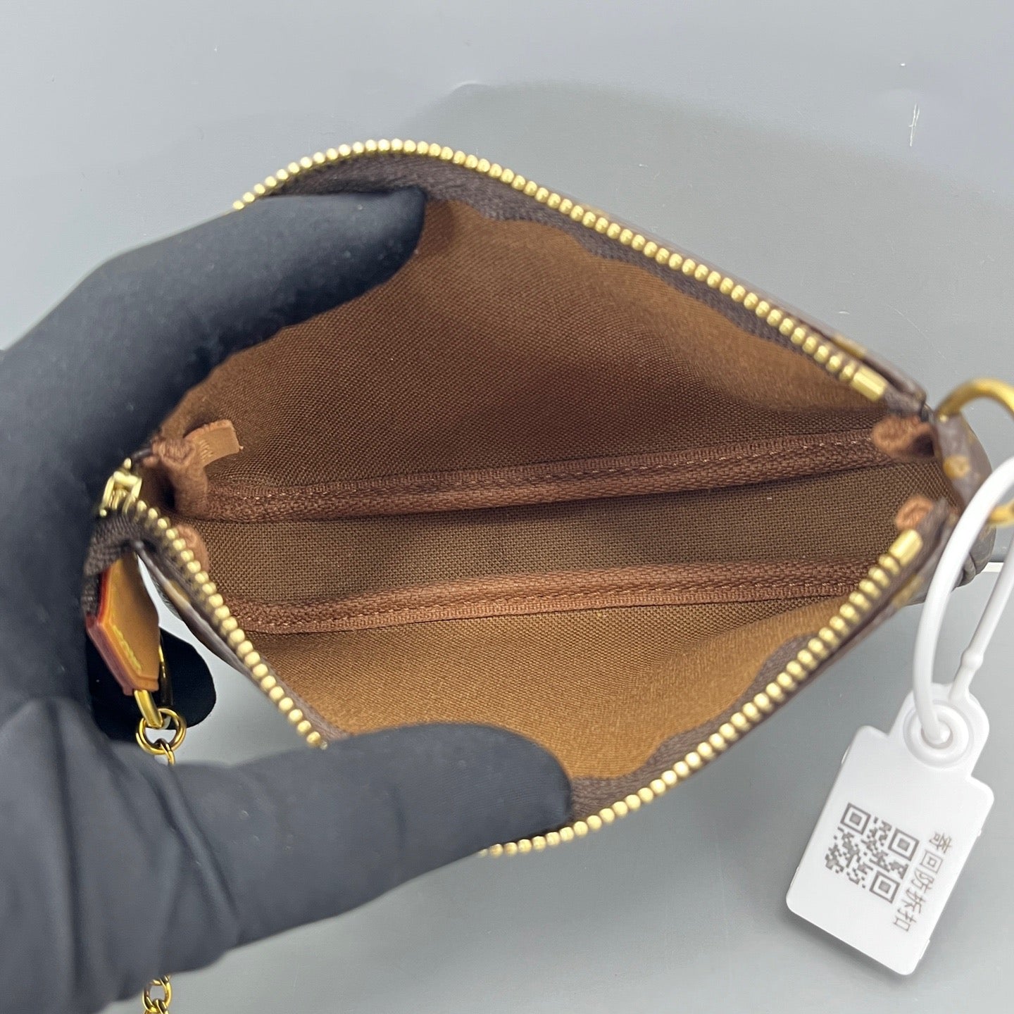 Louis Vuitton - Mini Pochette Accessoires - Monogram coated canvas - Brown - (Mini)