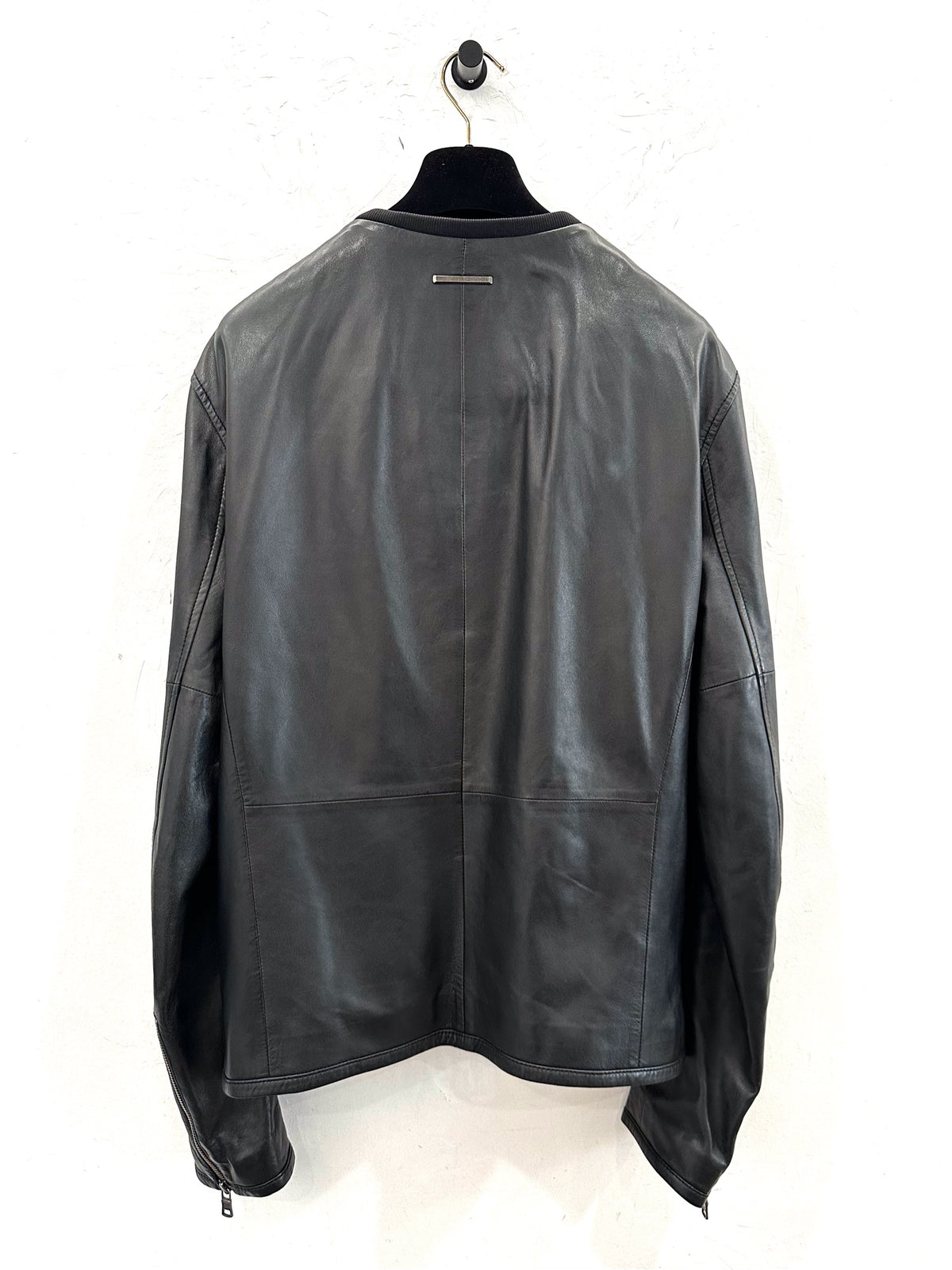 Armani Exchange - Other - Leather - Black - (M)