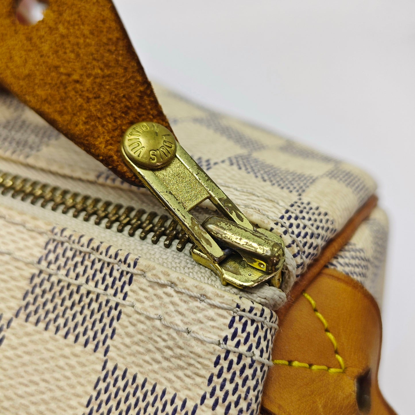 Louis Vuitton - Speedy 30 - Damier Azur coated canvas with natural cowhide leather trim - White - (Medium)