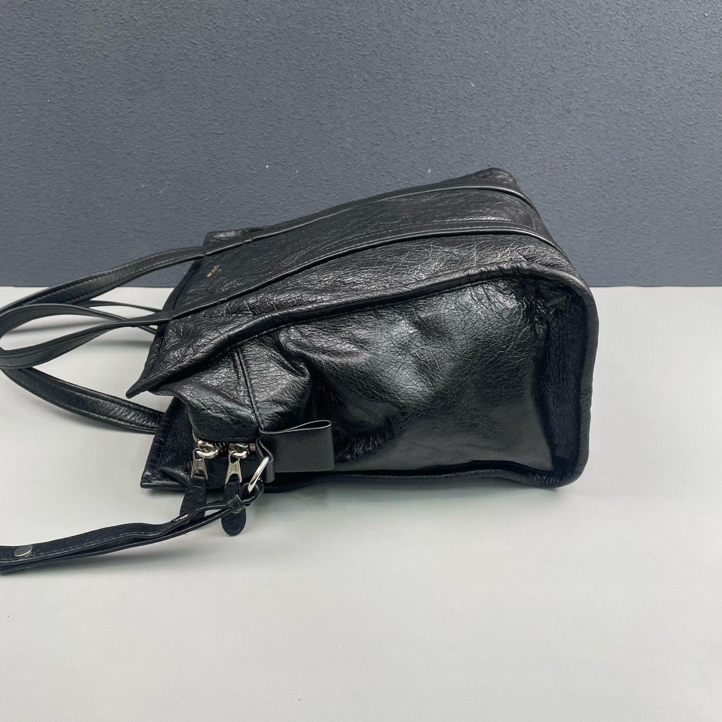 Balenciaga - Bazar - Waxed leather - Black - (medium)