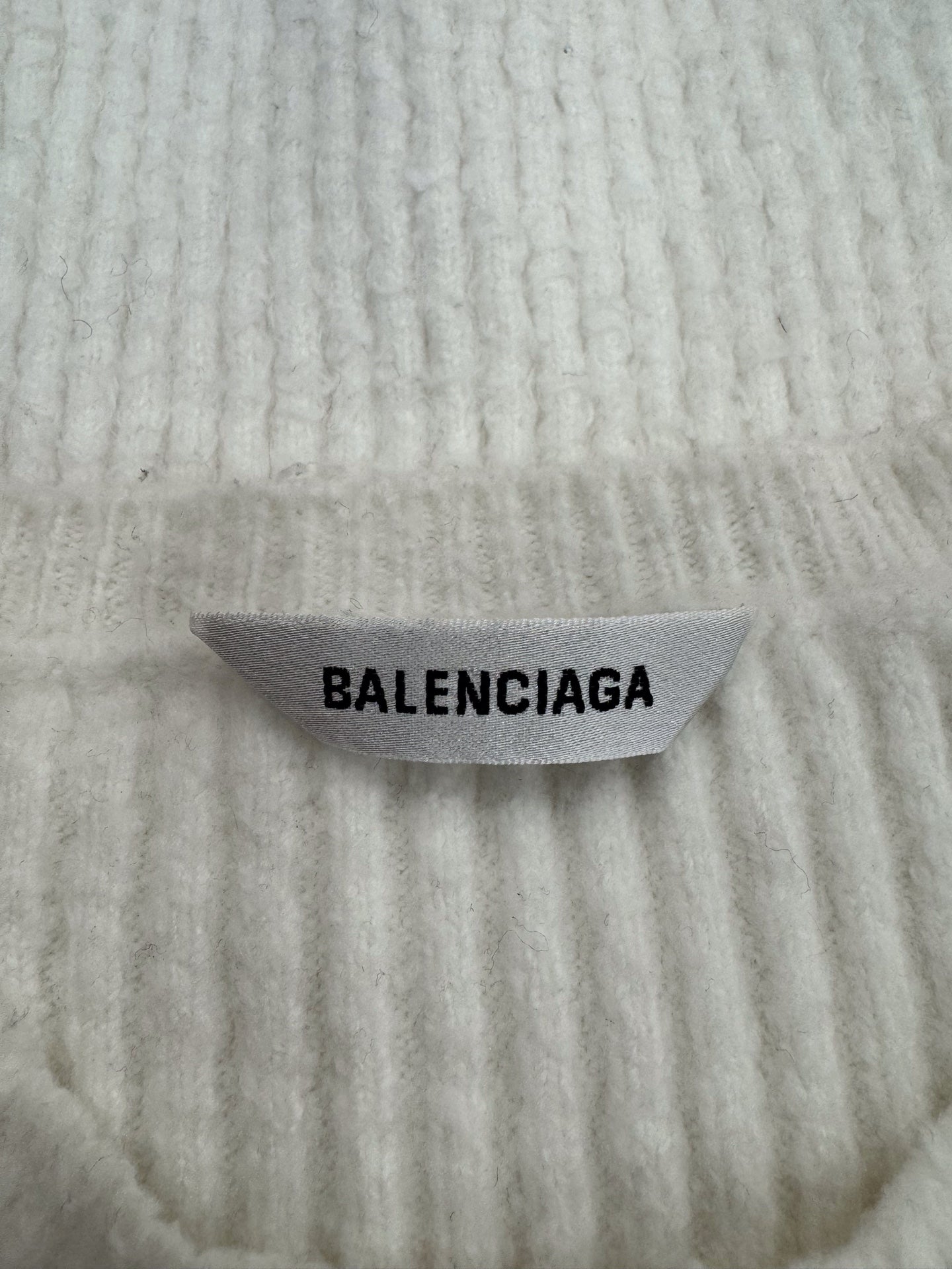 Balenciaga - BB Lock Logo Long Sleeve Knit Sweater - 60% Cotton, 39% Polyamide, 1% Elastane - White - (S)