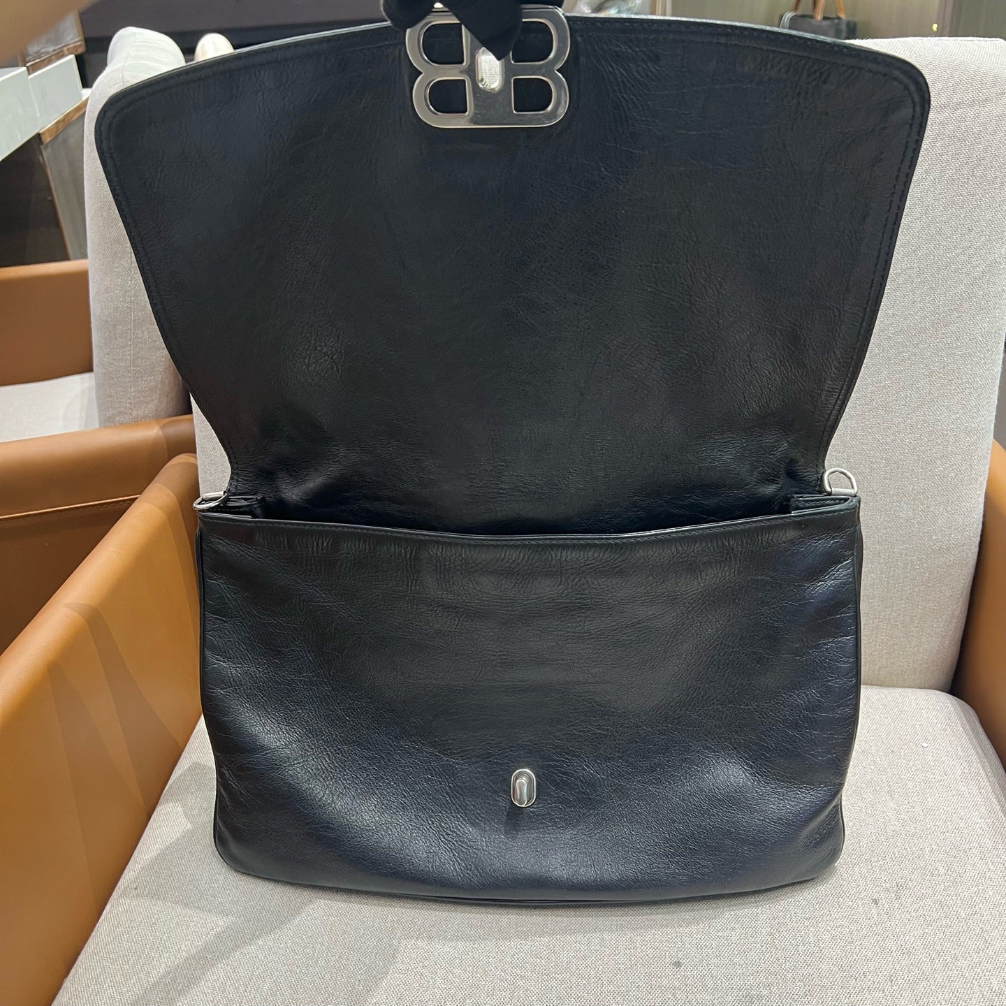 Balenciaga - BB Soft Flap - Leather - Black - (large)