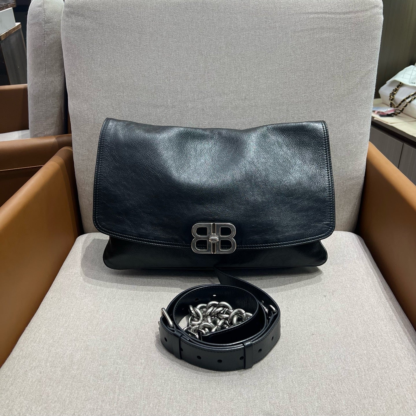Balenciaga - BB Soft - Leather - Black - (large)