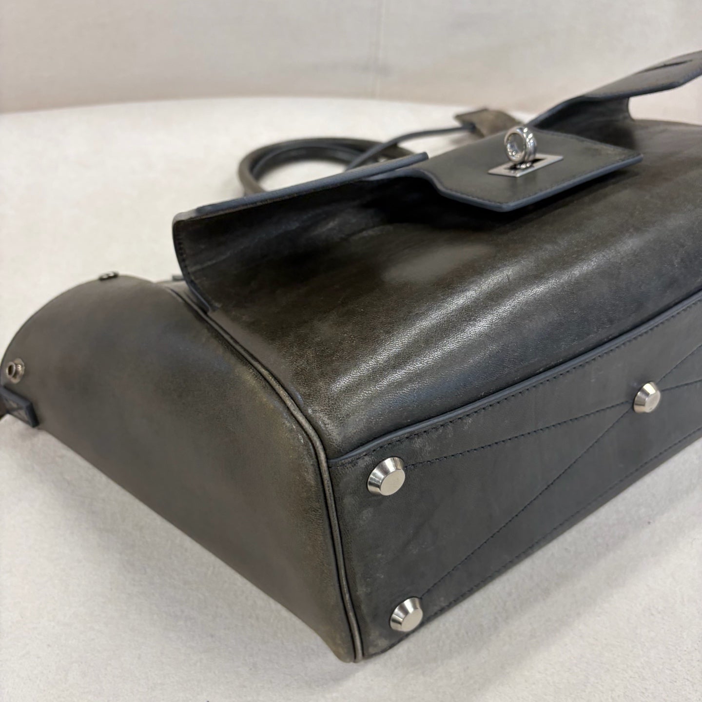 Balenciaga - Bel Air - Leather - Grey - (medium)