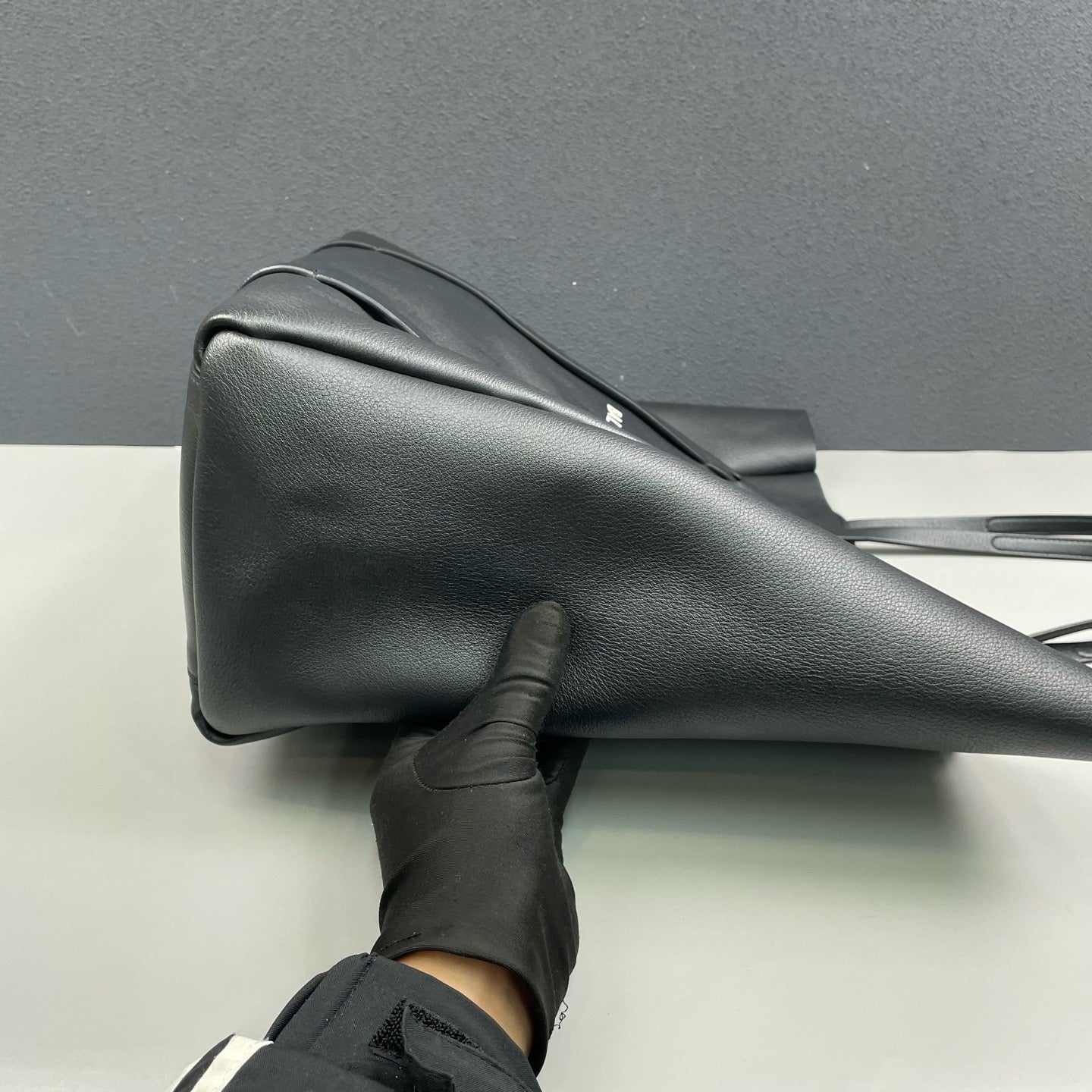 Balenciaga - Cabas Tote - Leather - Black - (Large)