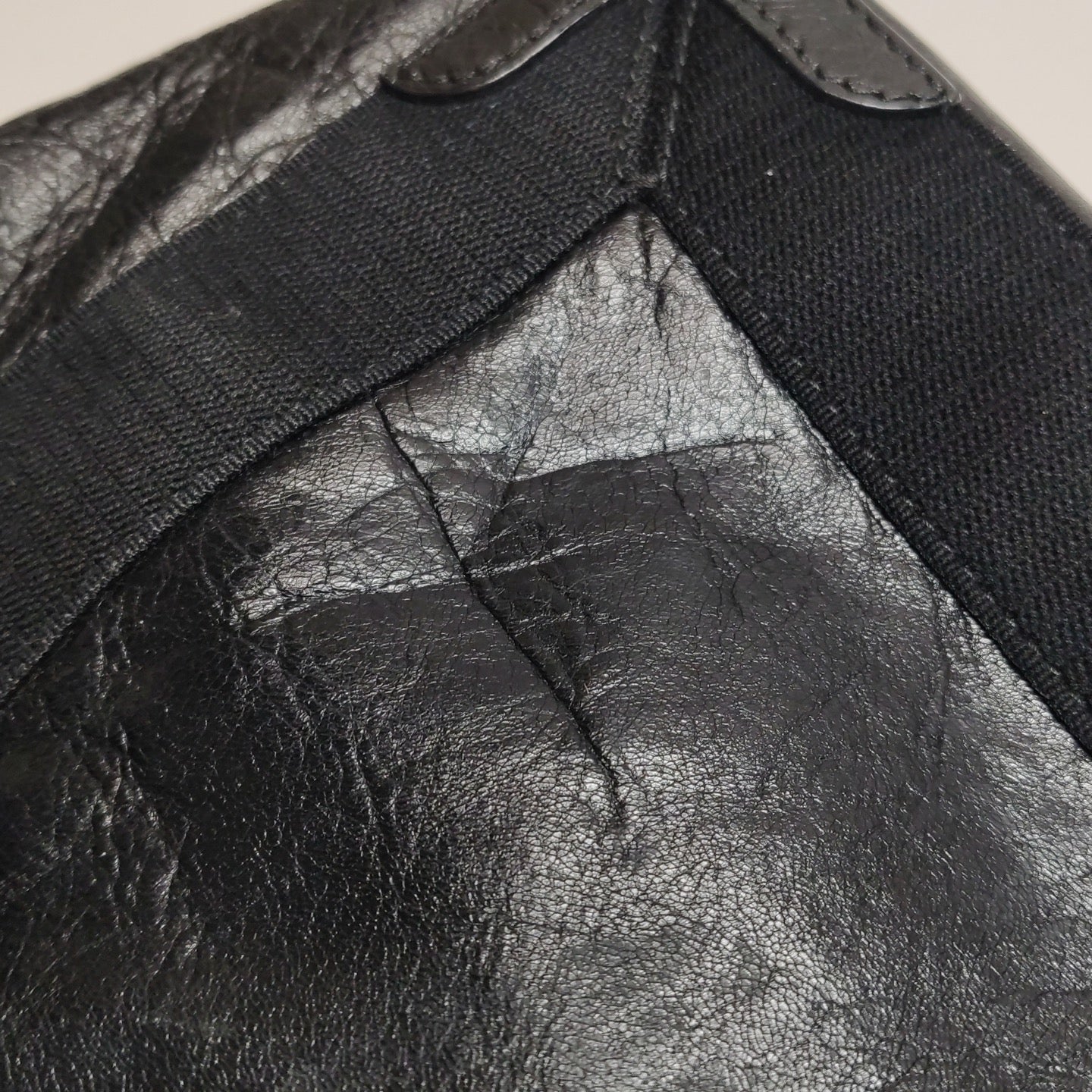 Balenciaga - Cabas - Waxed leather and textile - Black - (Medium)