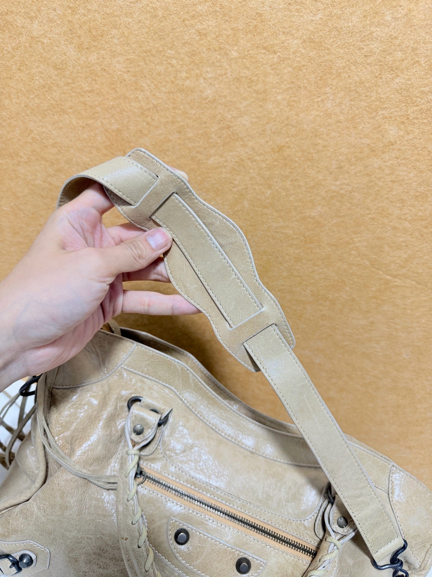 Balenciaga - City - Leather - Beige - (medium)