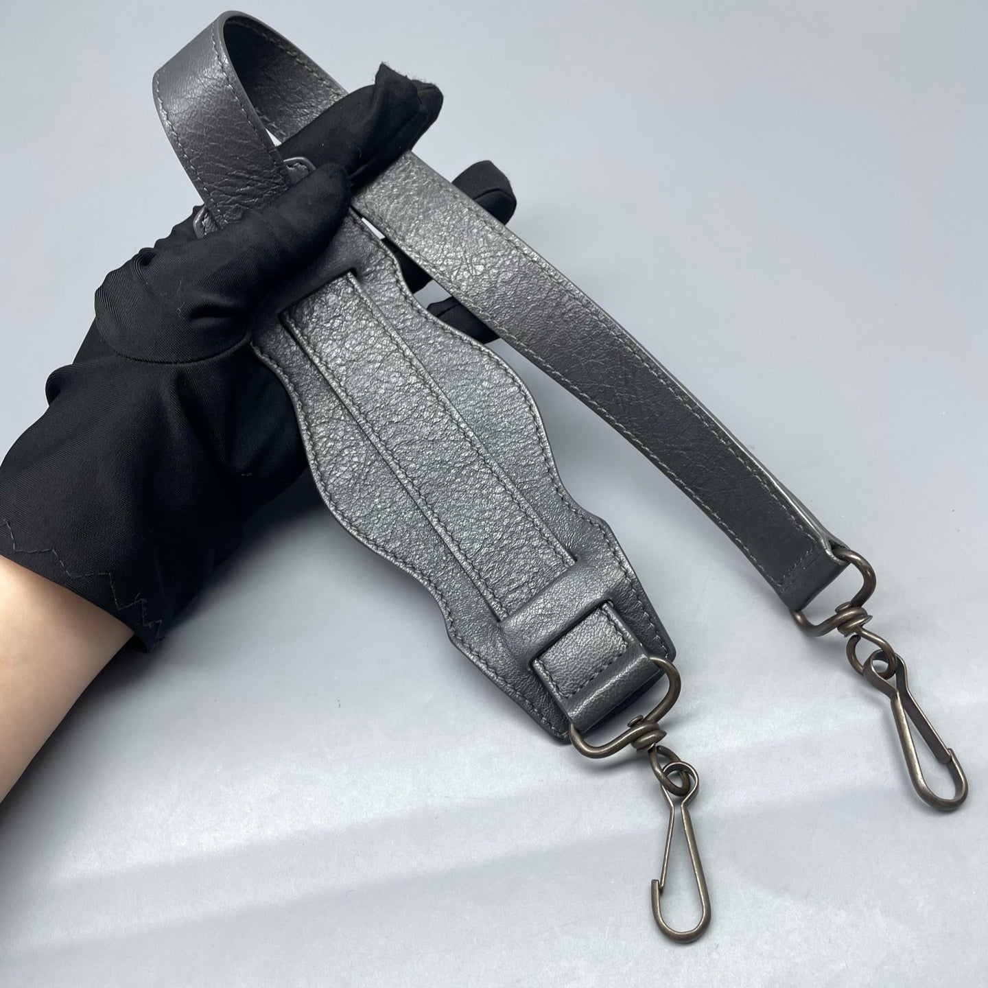 Balenciaga - City - Leather - Grey - (medium)
