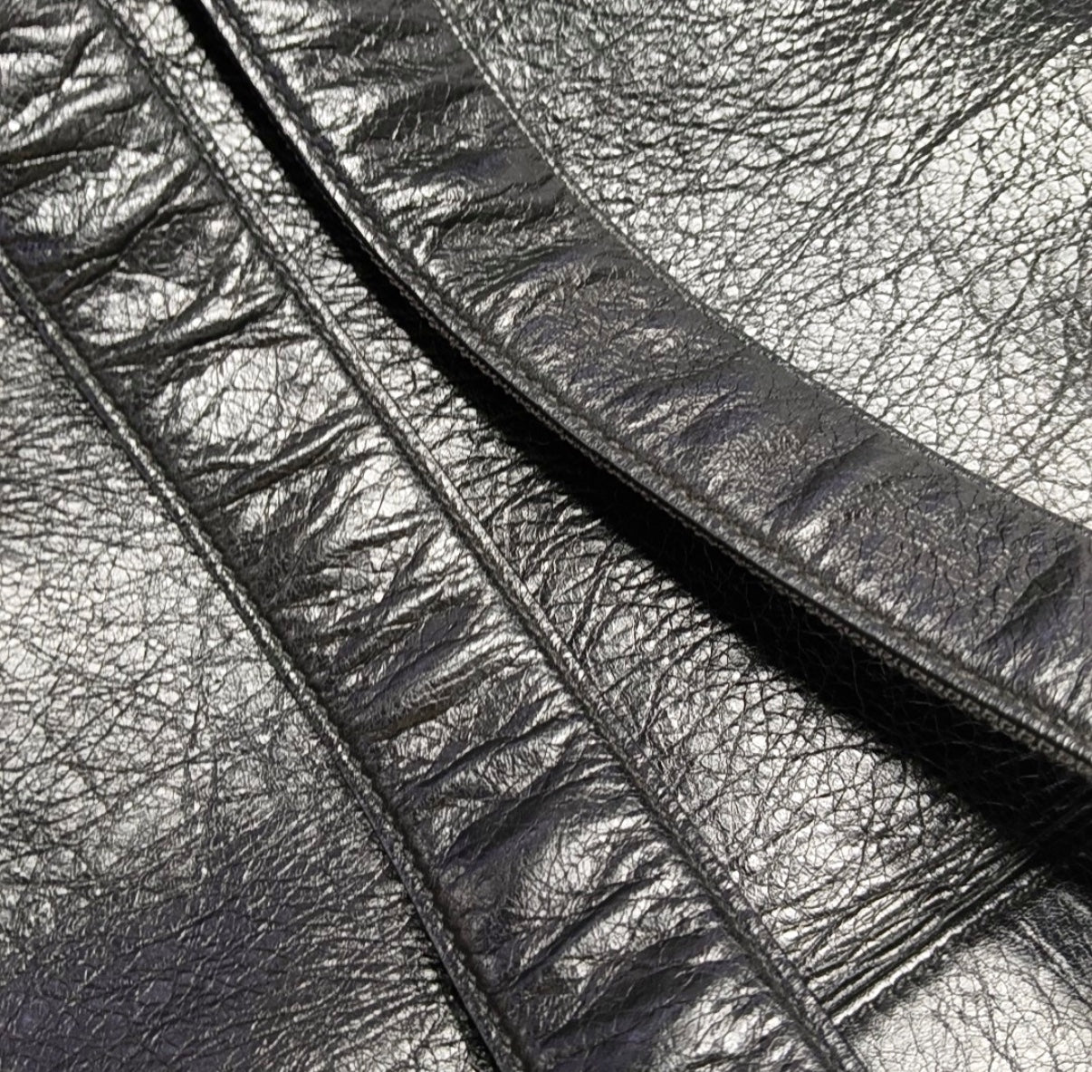 Balenciaga - Classic City - Leather - Black - (medium)