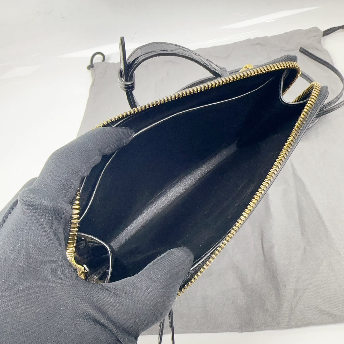 Balenciaga - Classic Hip - Leather - Black - (small)