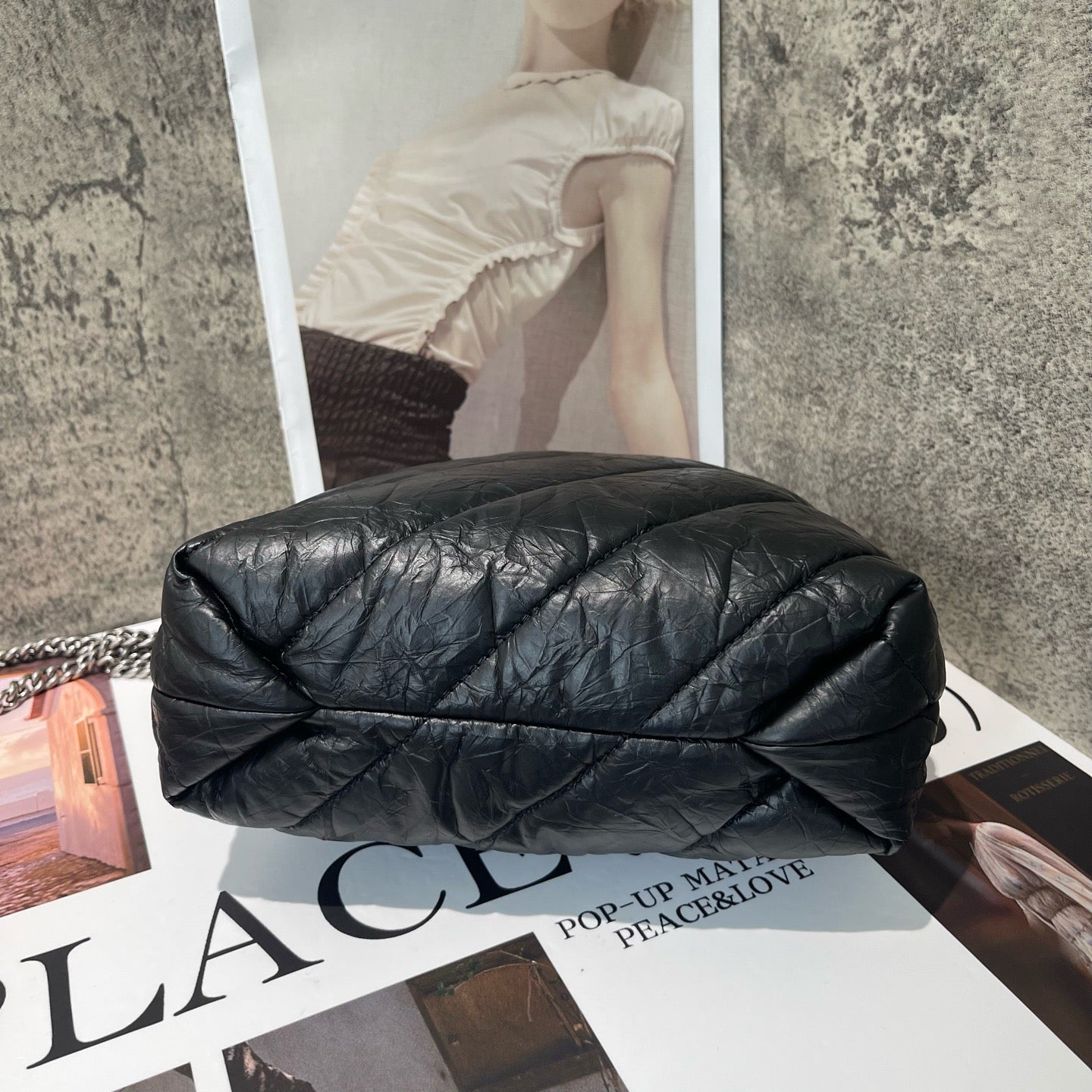 Balenciaga - CRUSH BB Drawstring Bag - Leather - Black - (mini)