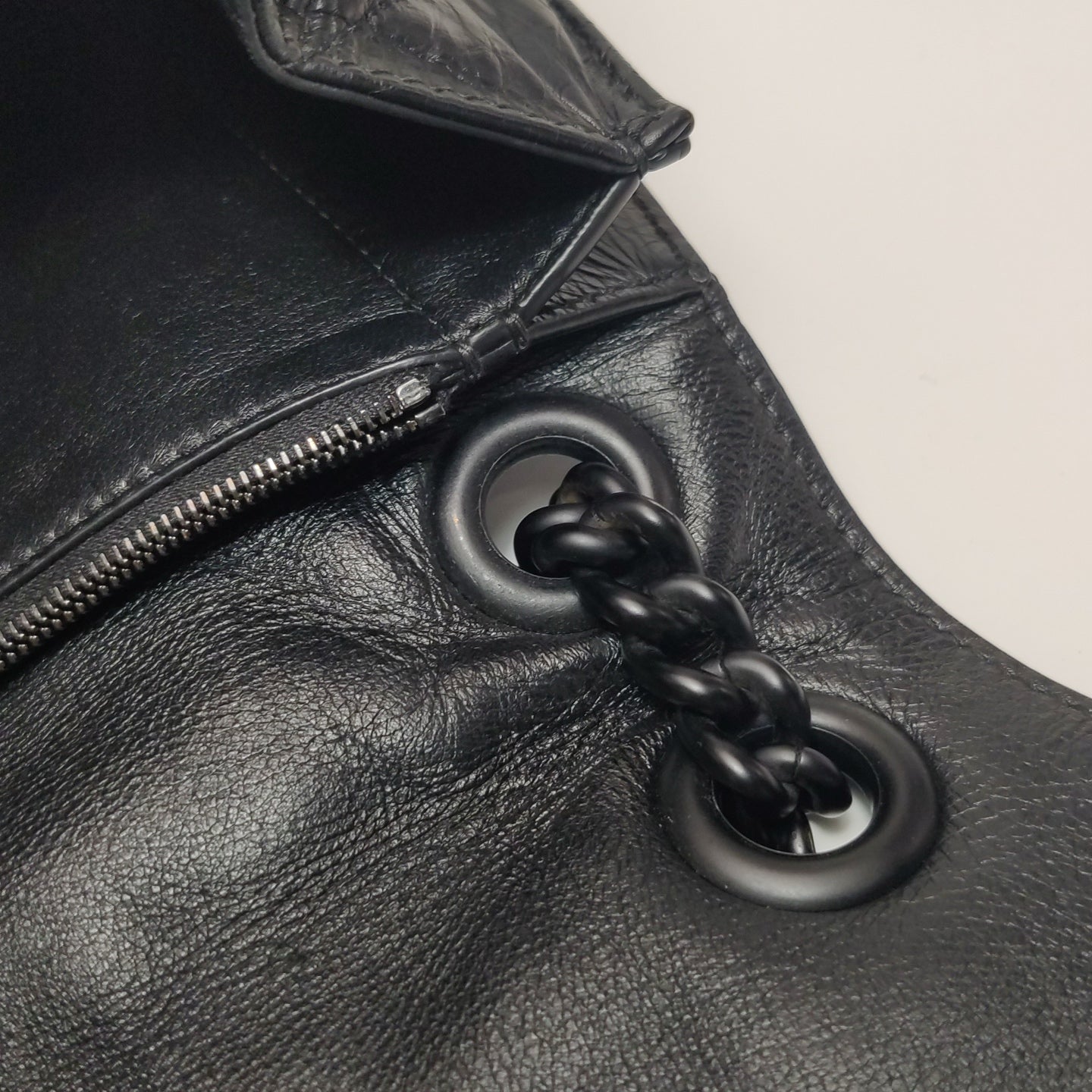 Balenciaga - Crush - Leather - Black - (medium)
