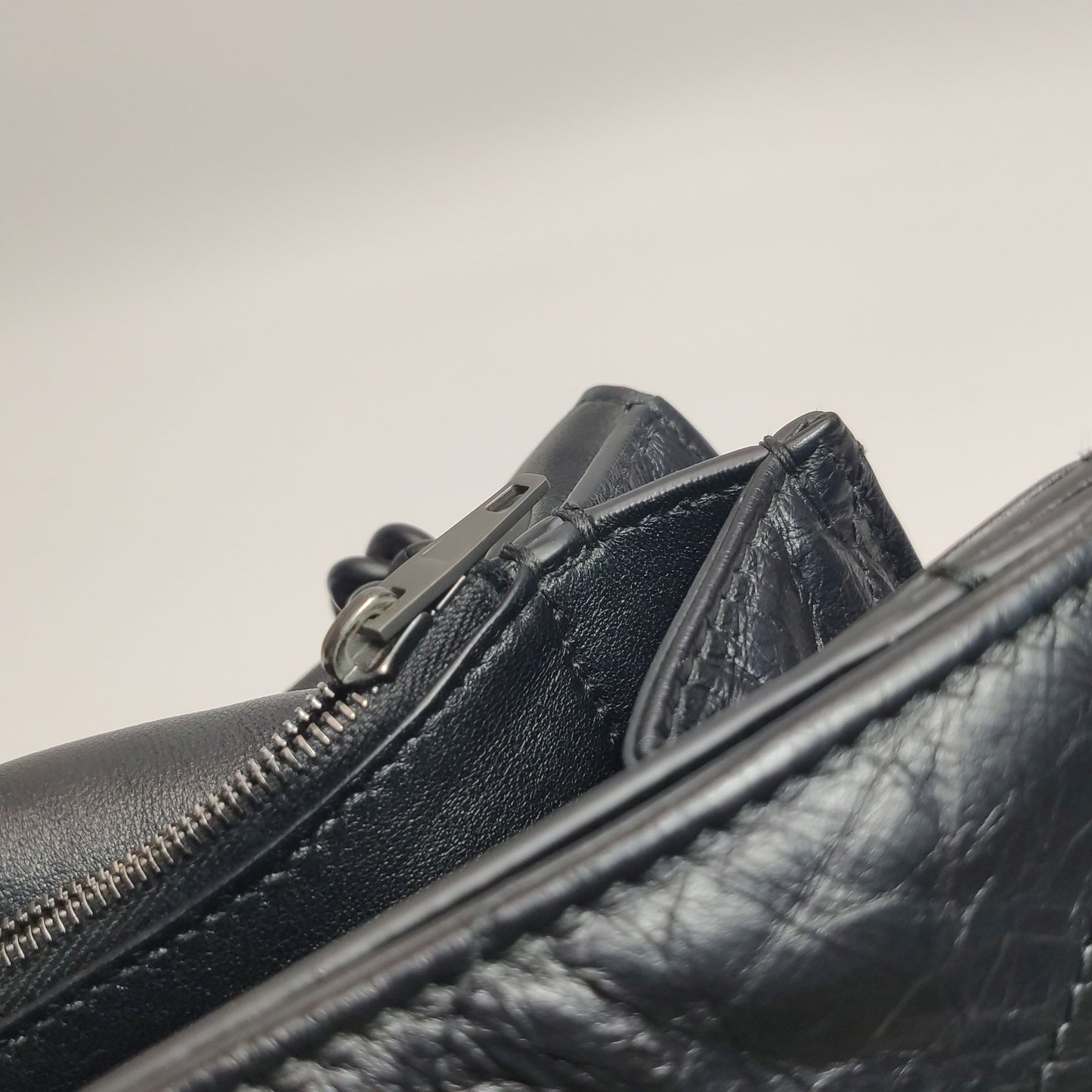 Balenciaga - Crush - Leather - Black - (medium)