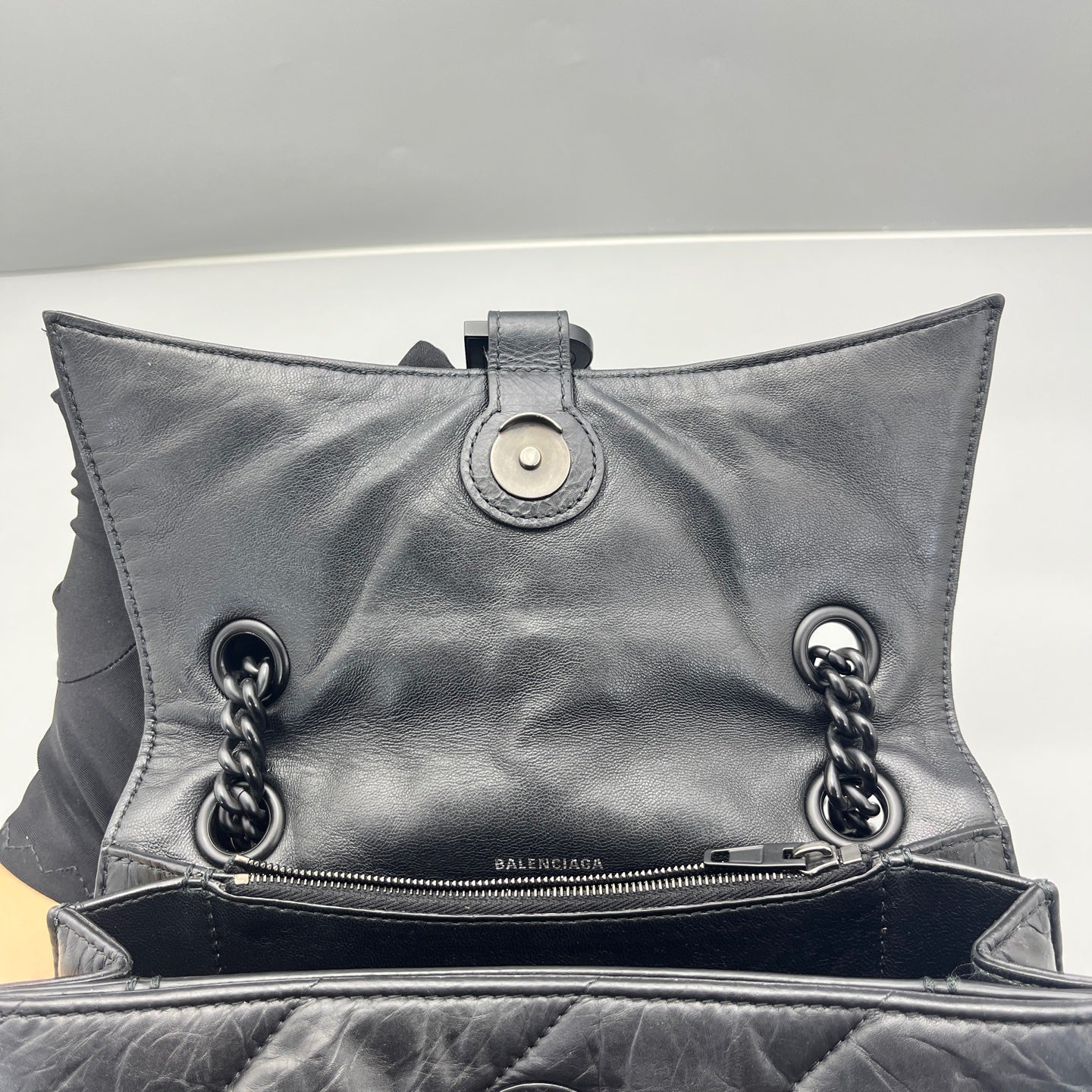 Balenciaga - Crush Small Shoulder Bag - Leather - Black - (small)