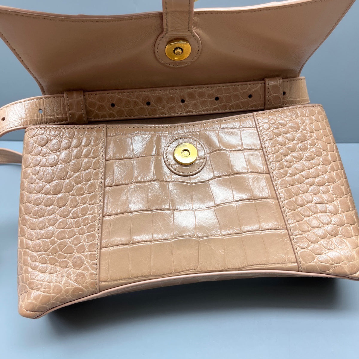 Balenciaga - Downtown - Exotic leathers - Crocodile - Beige - (mini)