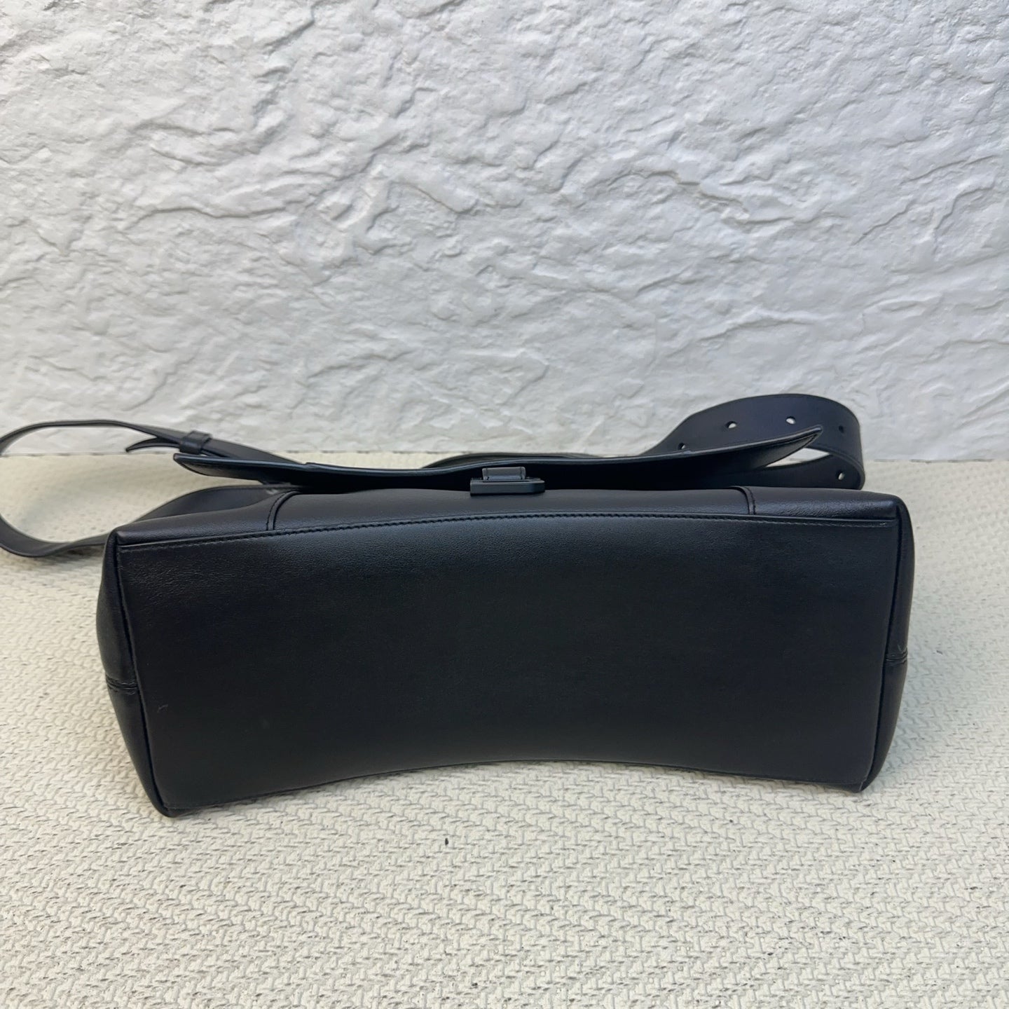 Balenciaga - Downtown - Leather - Black - (medium)