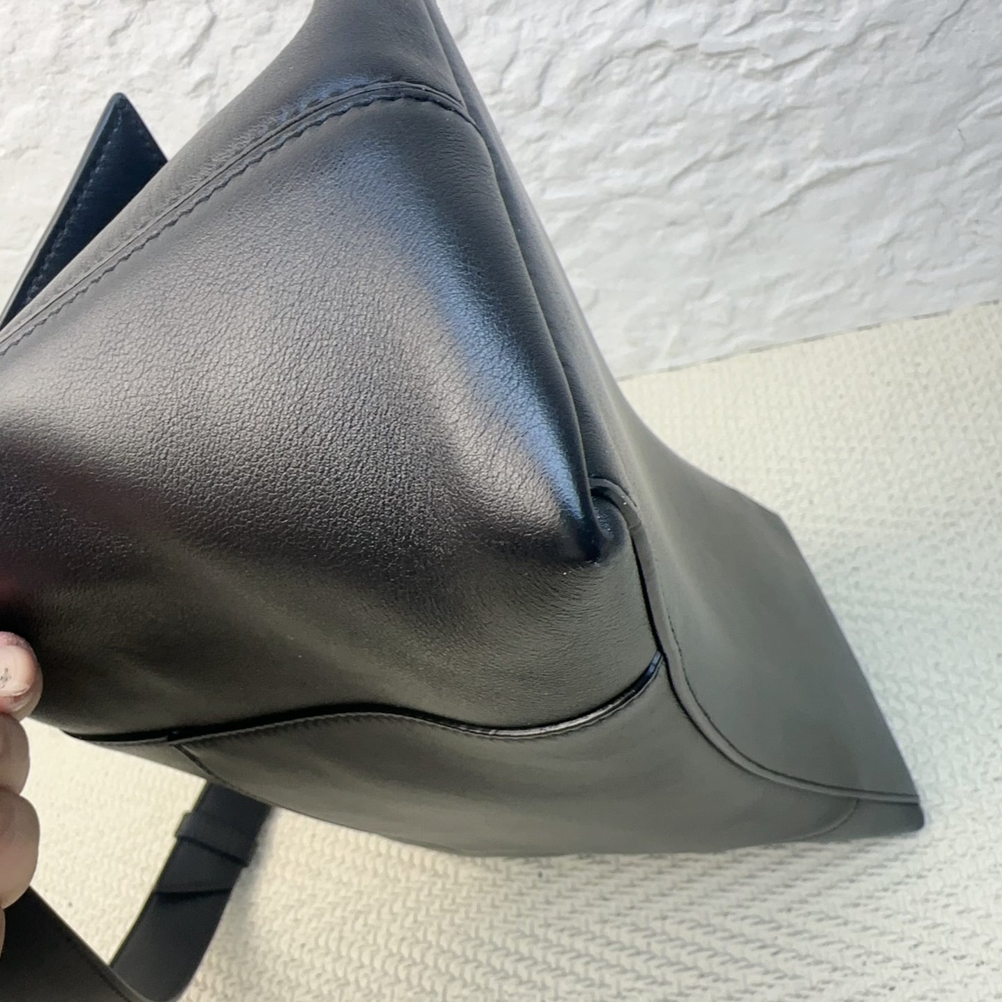 Balenciaga - Downtown - Leather - Black - (medium)