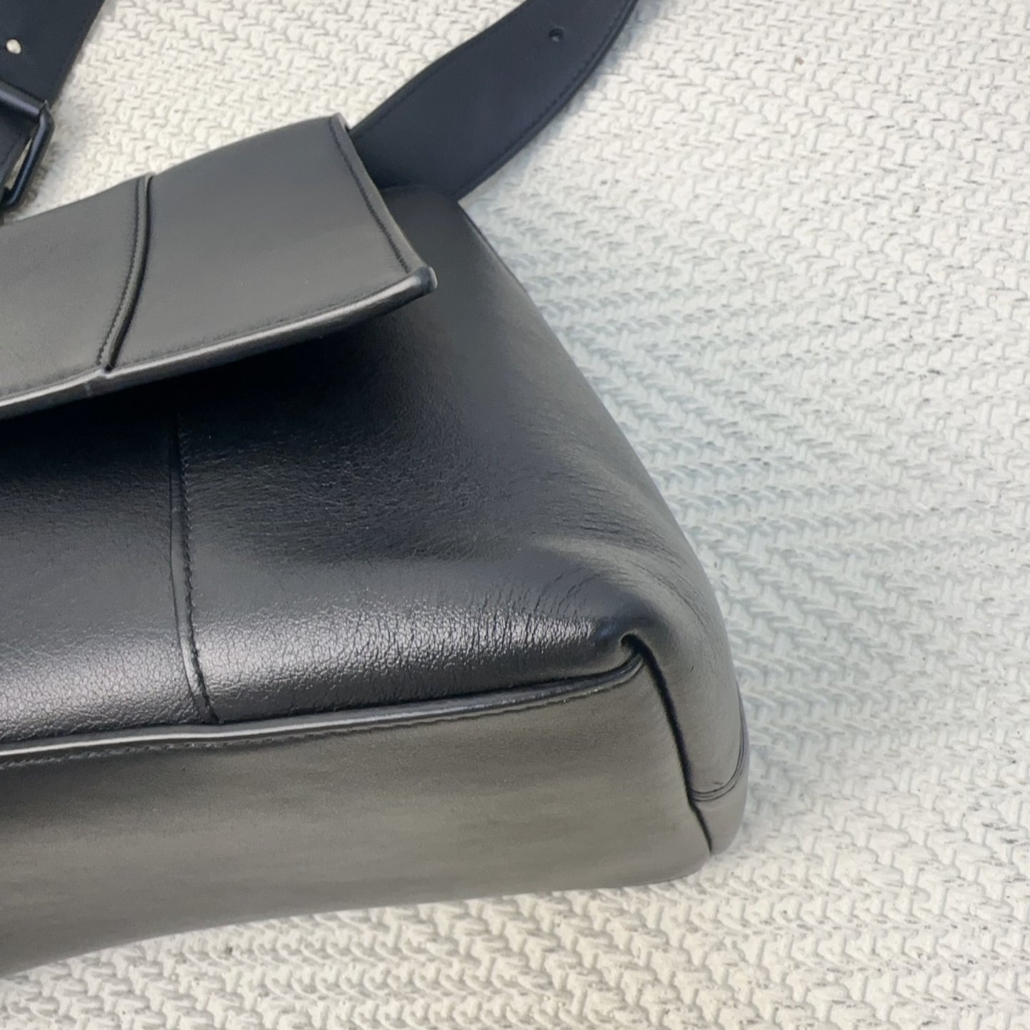 Balenciaga - Downtown - Leather - Black - (medium)