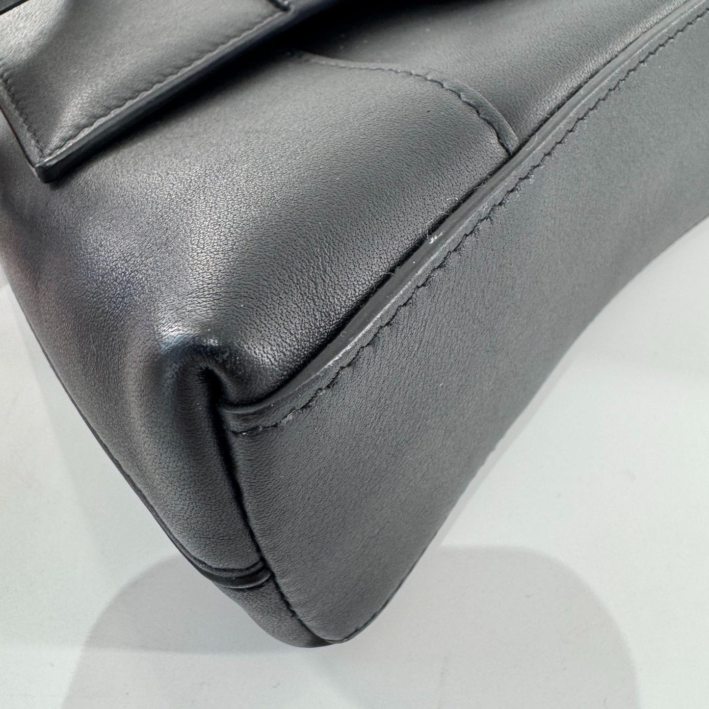 Balenciaga - Downtown - Leather - Black - (Small)