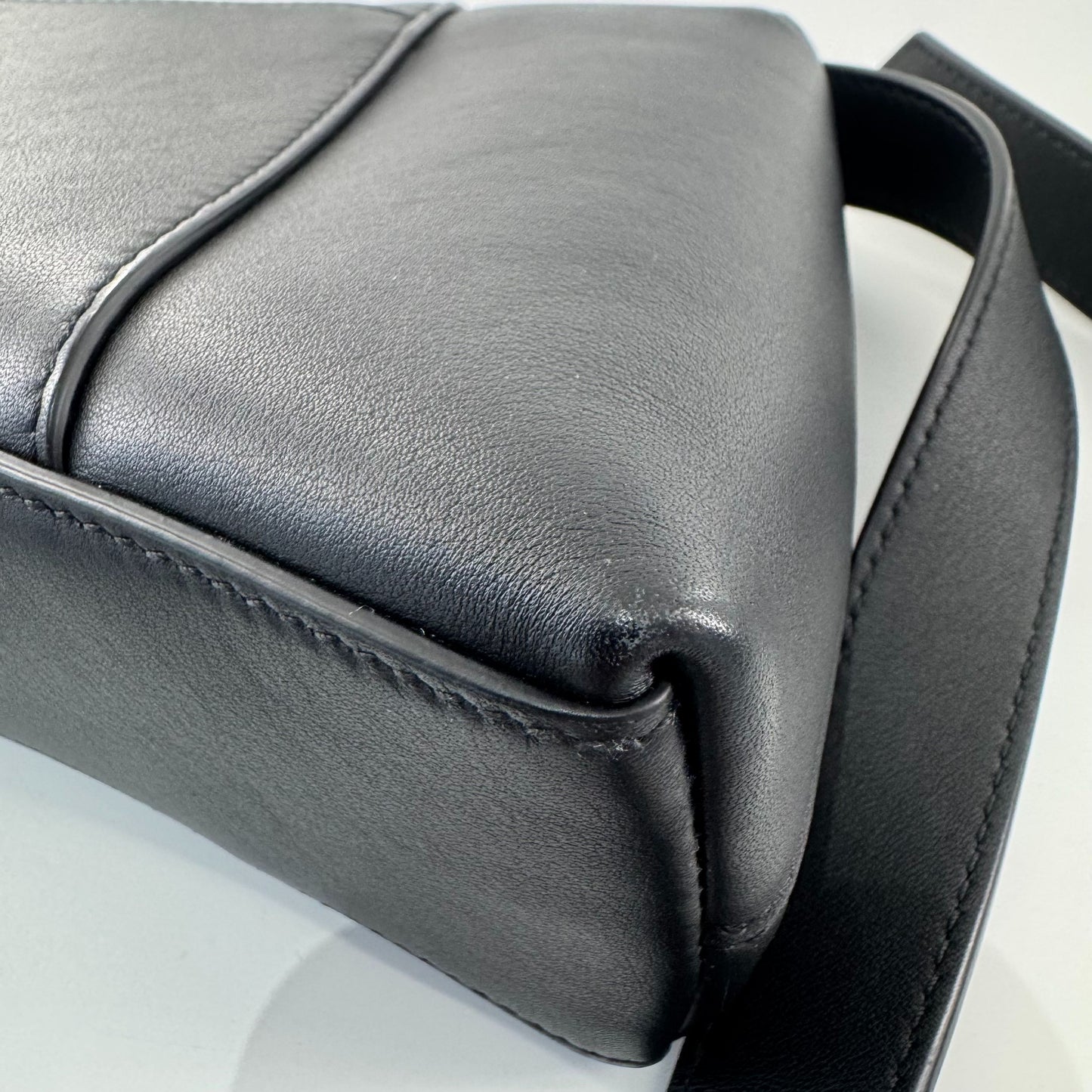 Balenciaga - Downtown - Leather - Black - (Small)