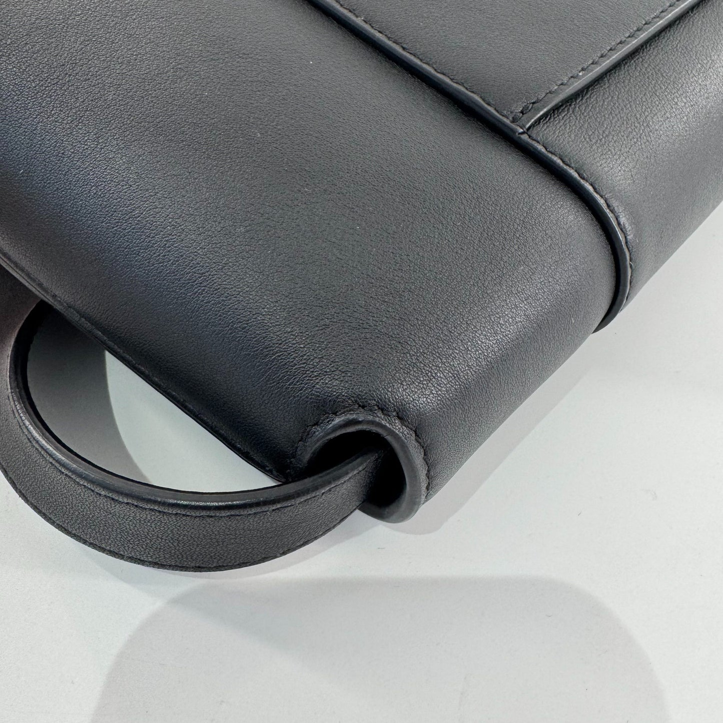 Balenciaga - Downtown - Leather - Black - (Small)