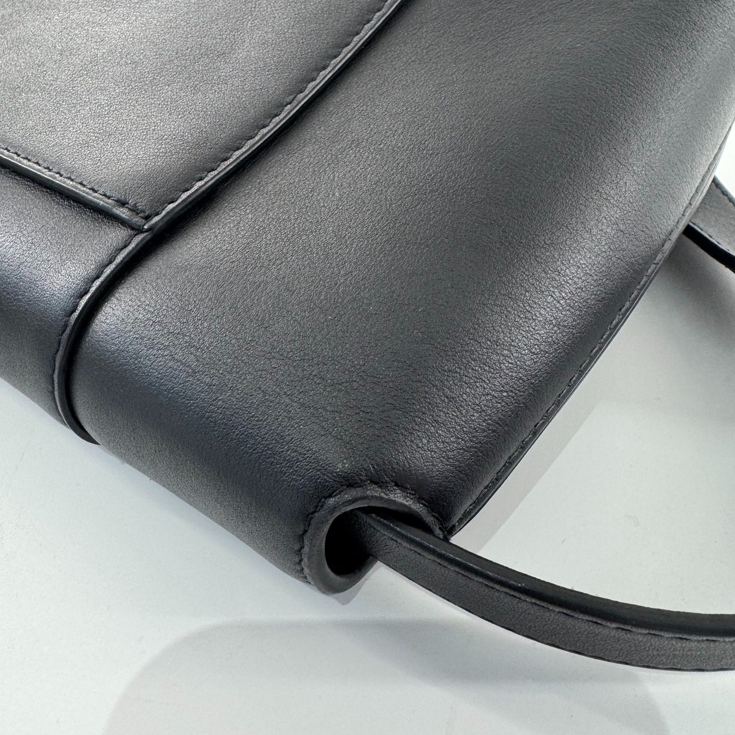 Balenciaga - Downtown - Leather - Black - (Small)