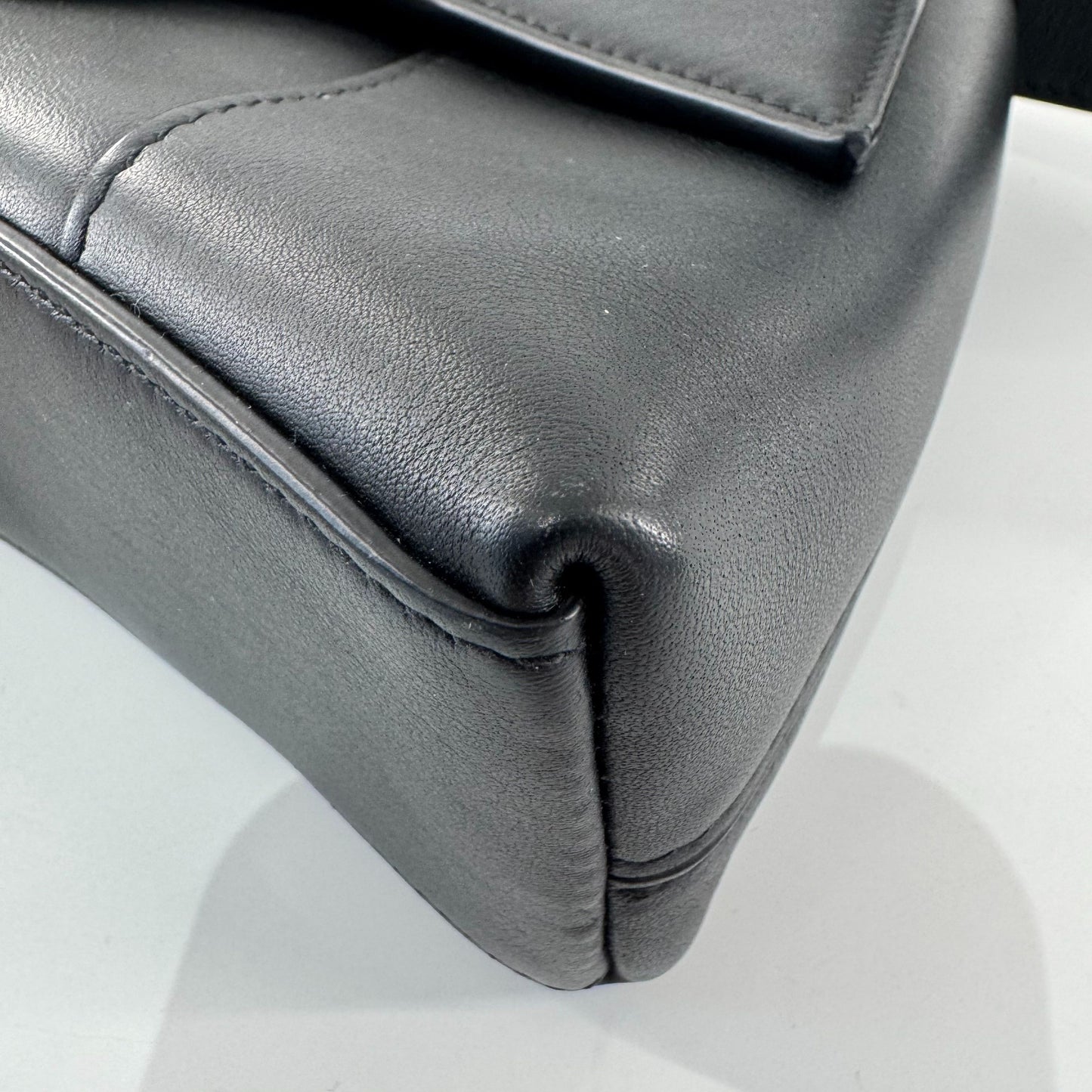 Balenciaga - Downtown - Leather - Black - (Small)