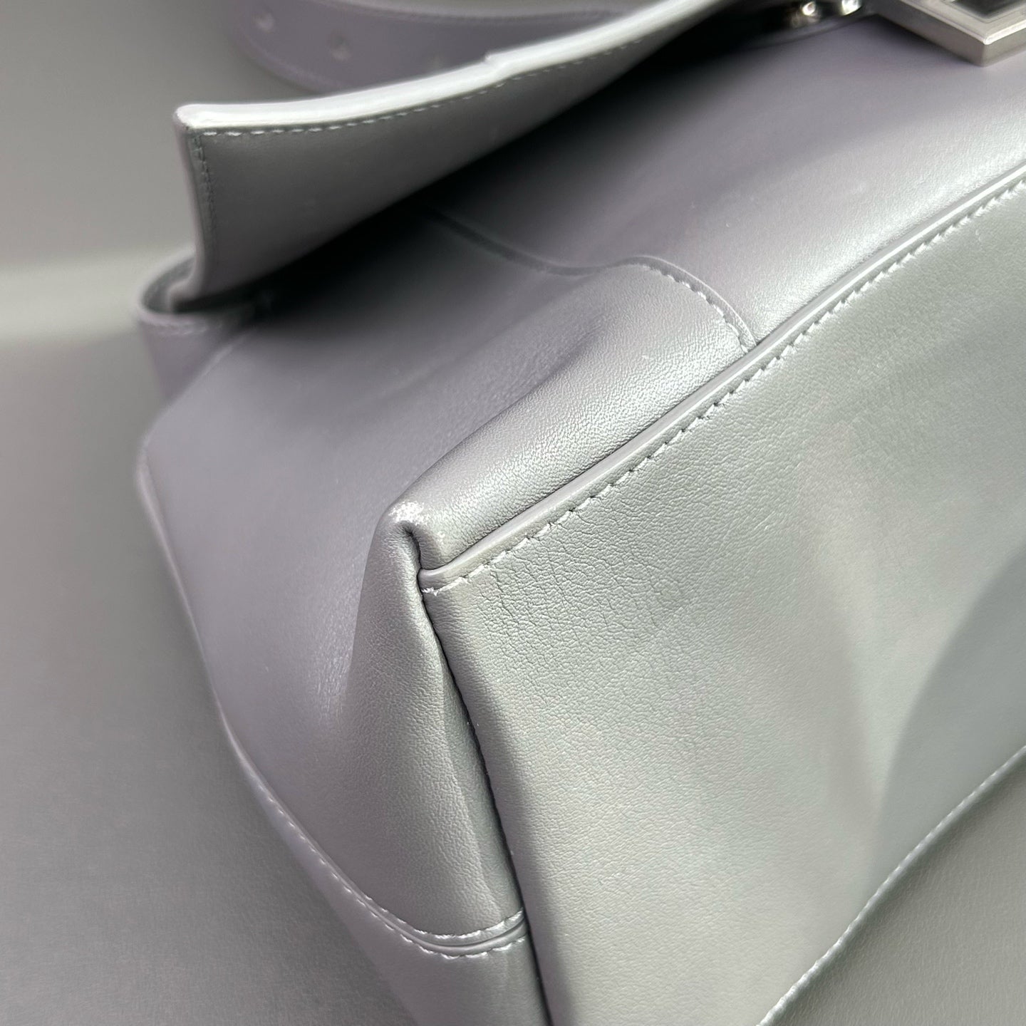 Balenciaga - Downtown - Leather - Grey - (medium)