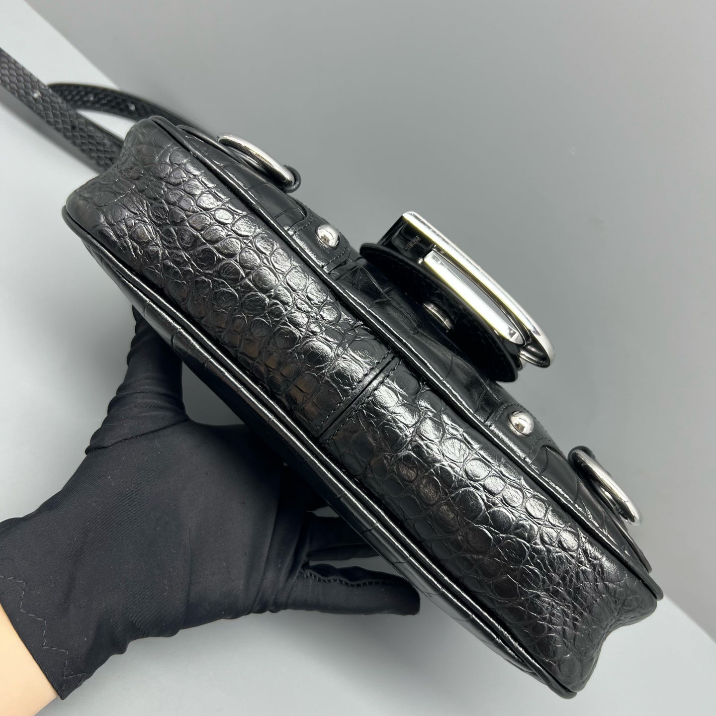 Balenciaga - Essex - Leather - Black - (small)