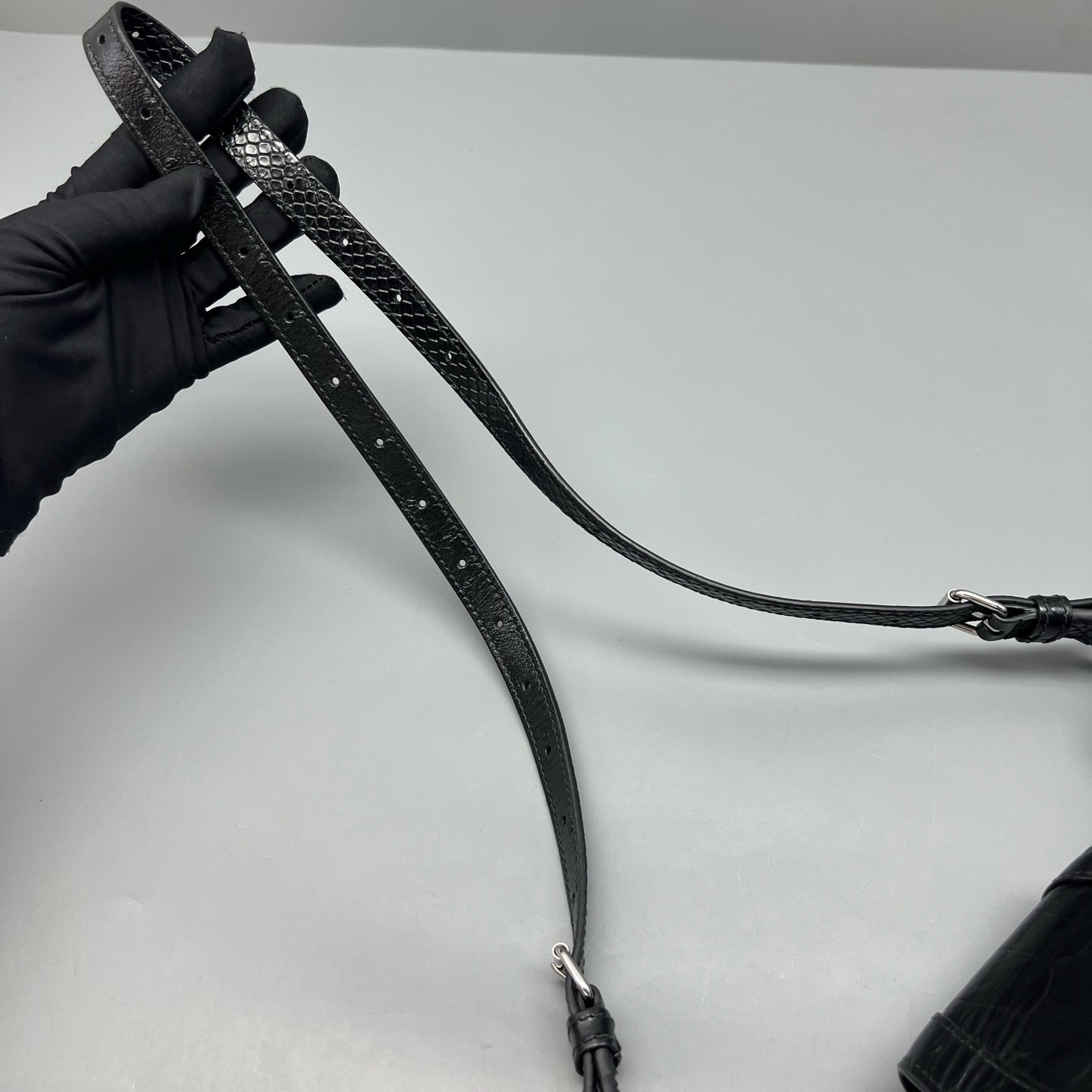 Balenciaga - Essex - Leather - Black - (small)