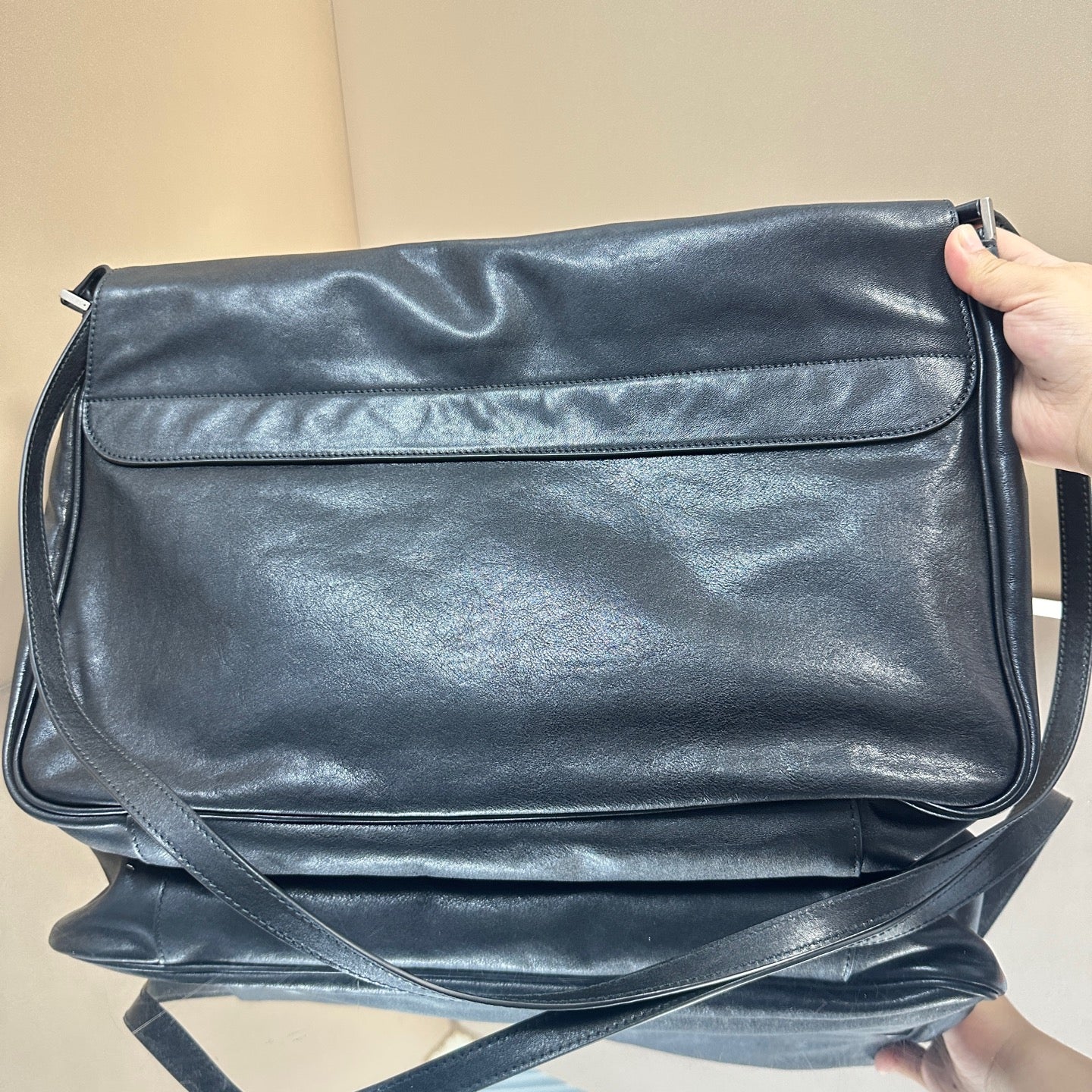 Balenciaga - Grundy Messenger Bag - Leather - Black - (Large)