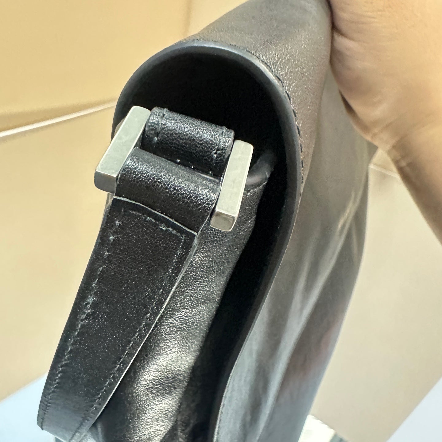 Balenciaga - Grundy Messenger Bag - Leather - Black - (Large)