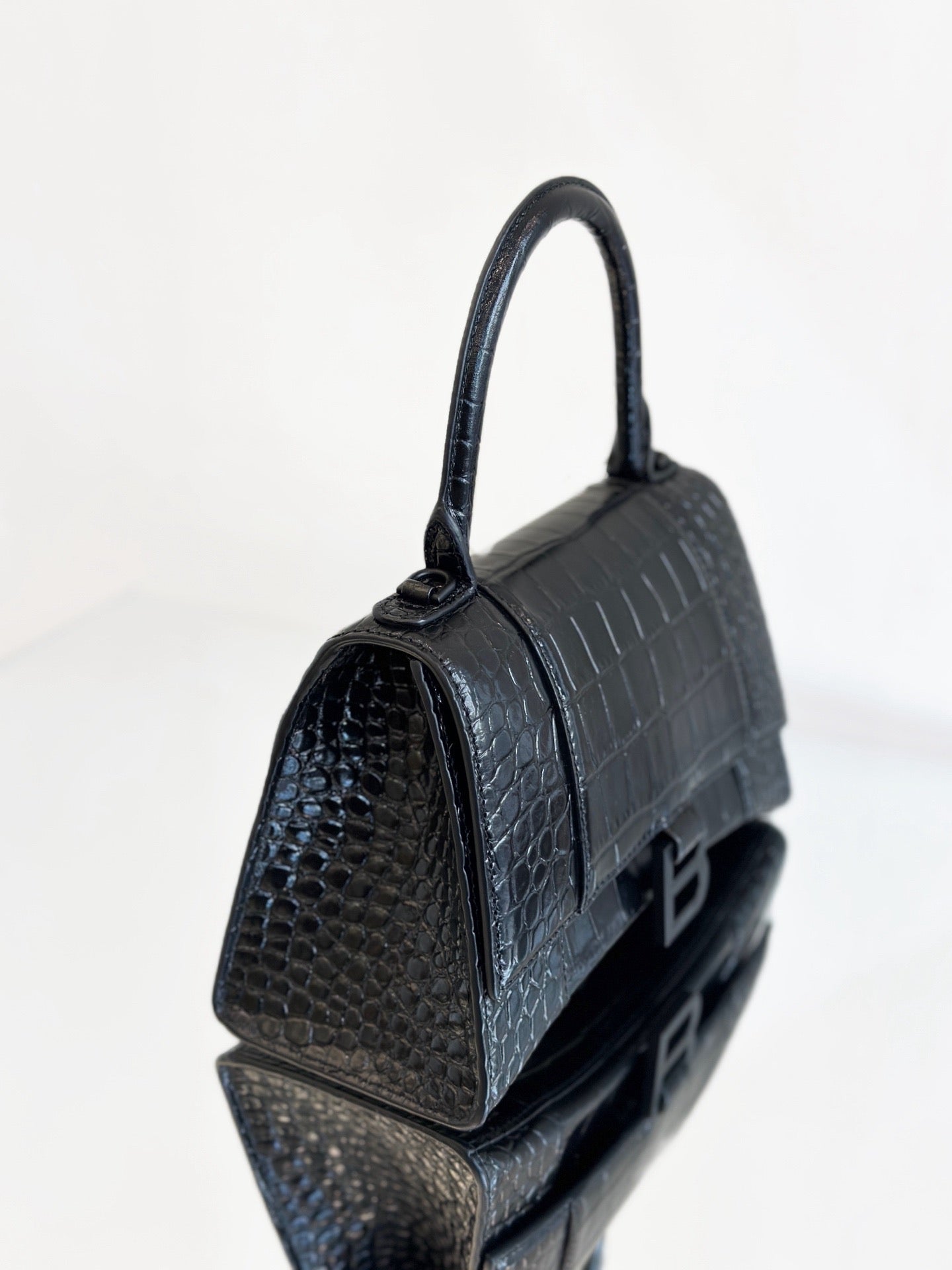 Balenciaga - Hourglass Bag - Calfskin leather with crocodile embossing - Black - (small)