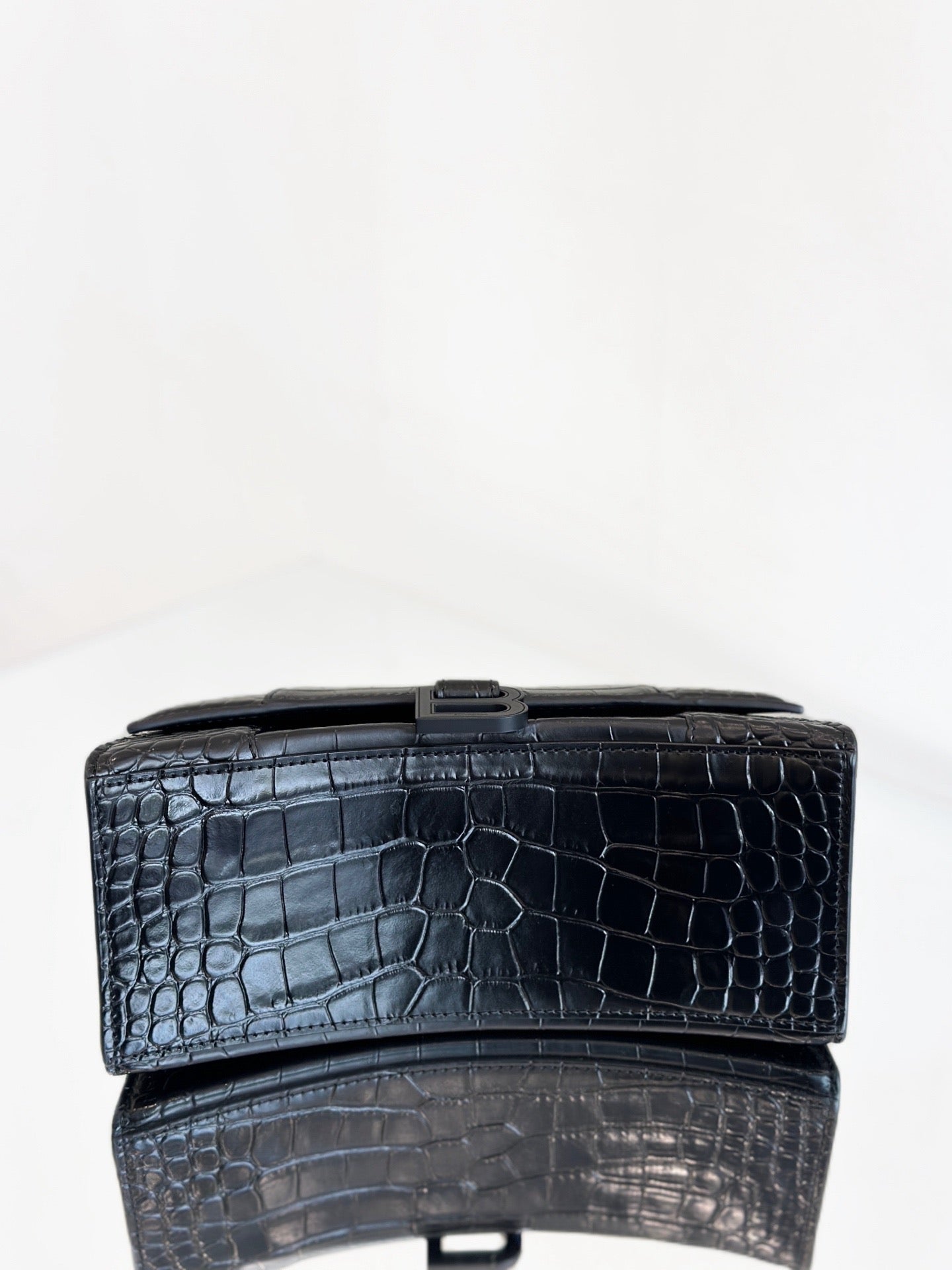 Balenciaga - Hourglass Bag - Calfskin leather with crocodile embossing - Black - (small)