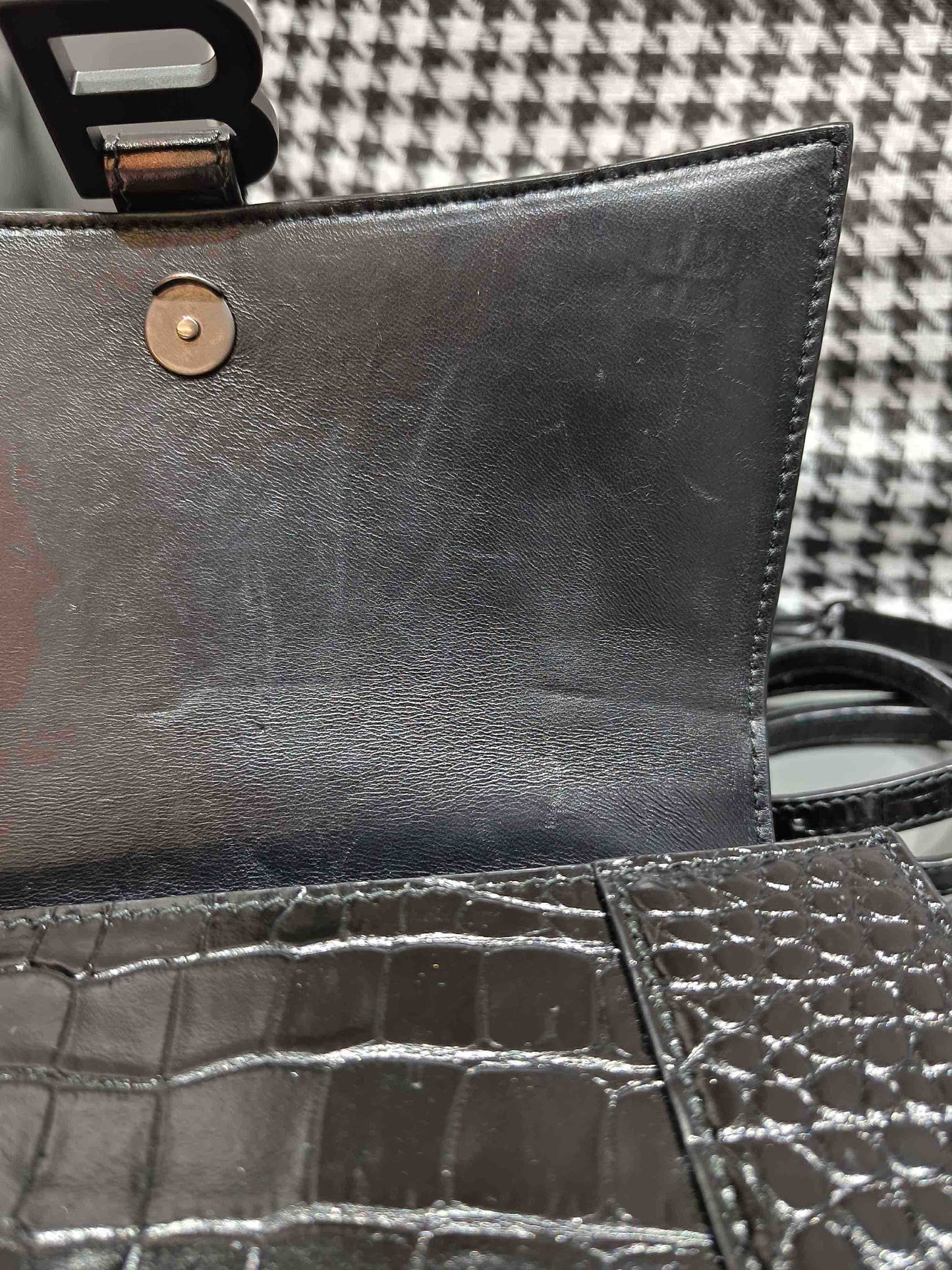 Balenciaga - Hourglass Bag - Calfskin leather with crocodile embossing - Black - (small)
