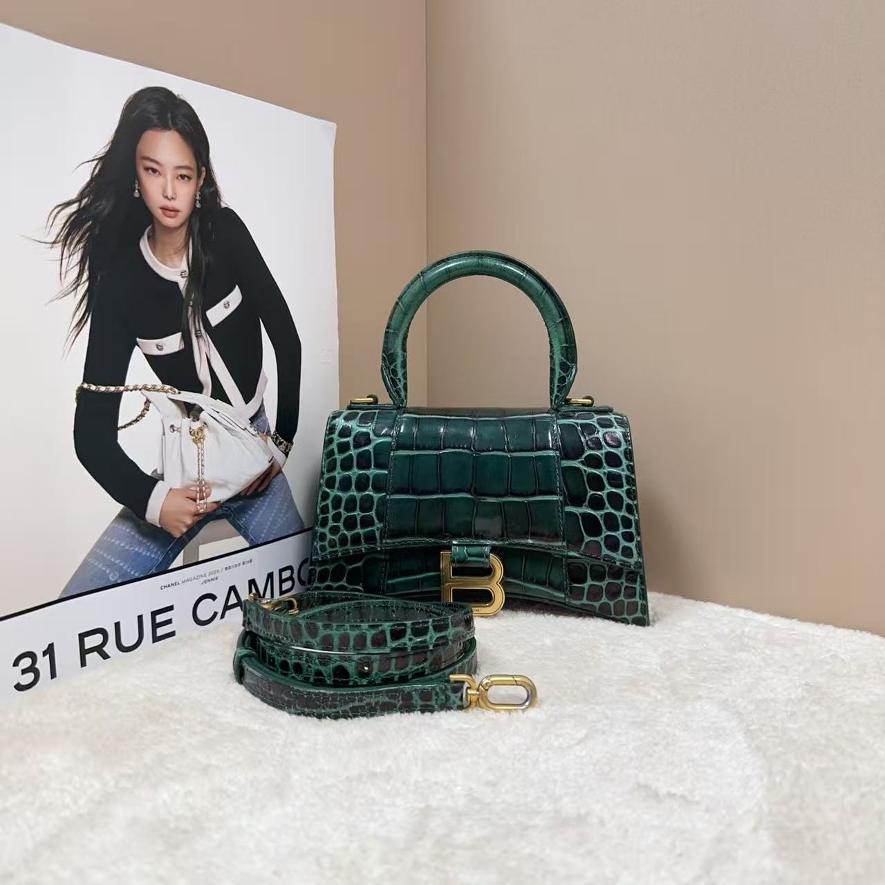 Balenciaga - Hourglass - Calfskin leather with crocodile embossing - Green with black detailing - (mini)