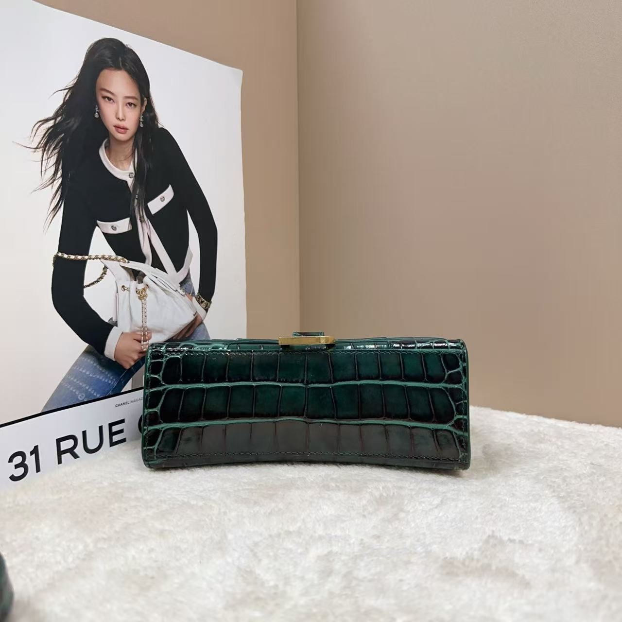 Balenciaga - Hourglass - Calfskin leather with crocodile embossing - Green with black detailing - (mini)